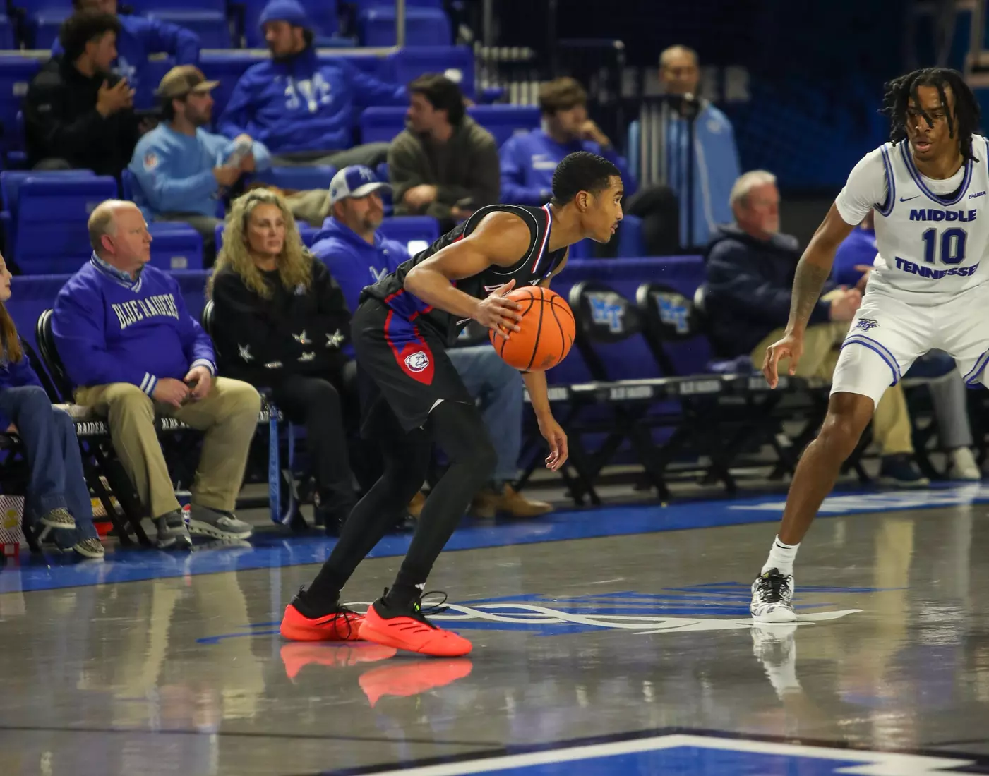 Bulldogs beat Blue Raiders, 85-74, in Murfreesboro