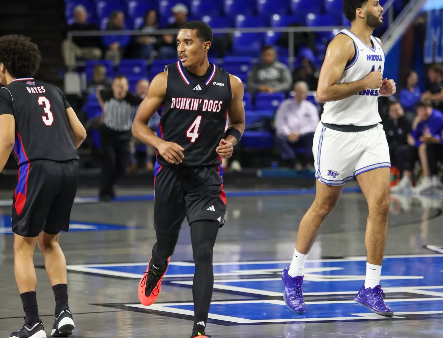 Bulldogs beat Blue Raiders, 85-74, in Murfreesboro