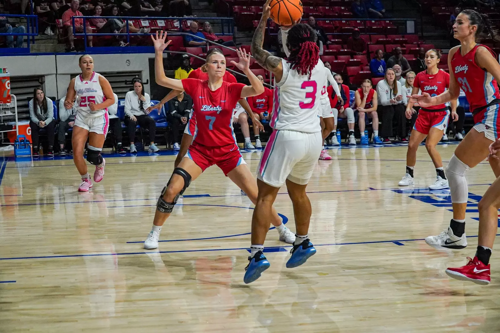LA Tech erases 10-point 4th quarter deficit to beat Liberty 67-66