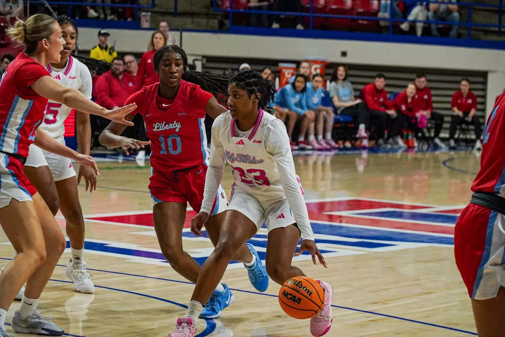 LA Tech erases 10-point 4th quarter deficit to beat Liberty 67-66