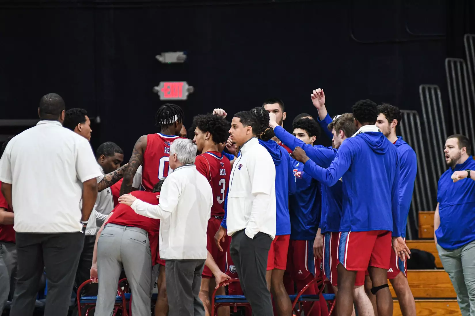 Bulldogs snap road losing skid with 82-71 win over Panthers in Miami