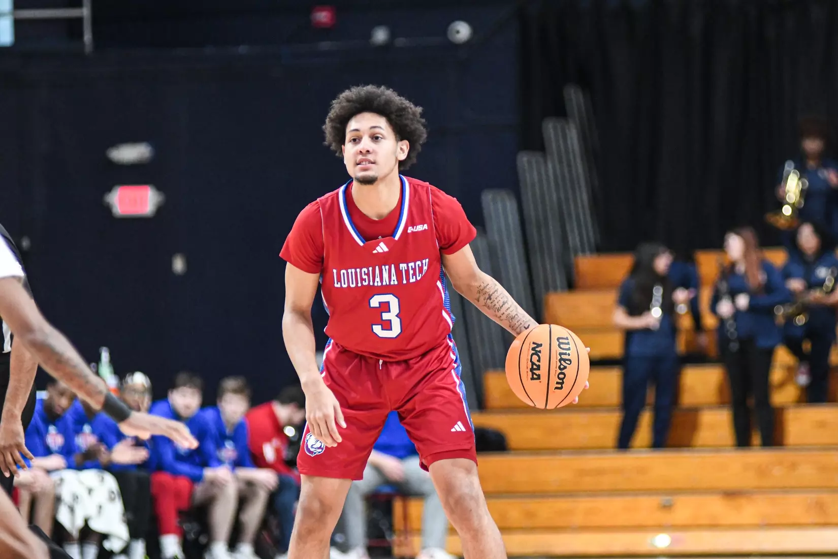 Bulldogs snap road losing skid with 82-71 win over Panthers in Miami