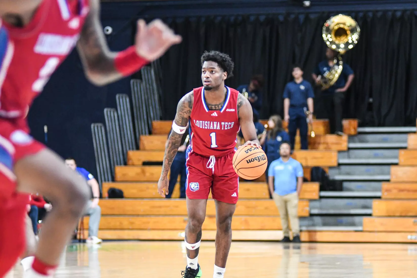 Bulldogs snap road losing skid with 82-71 win over Panthers in Miami