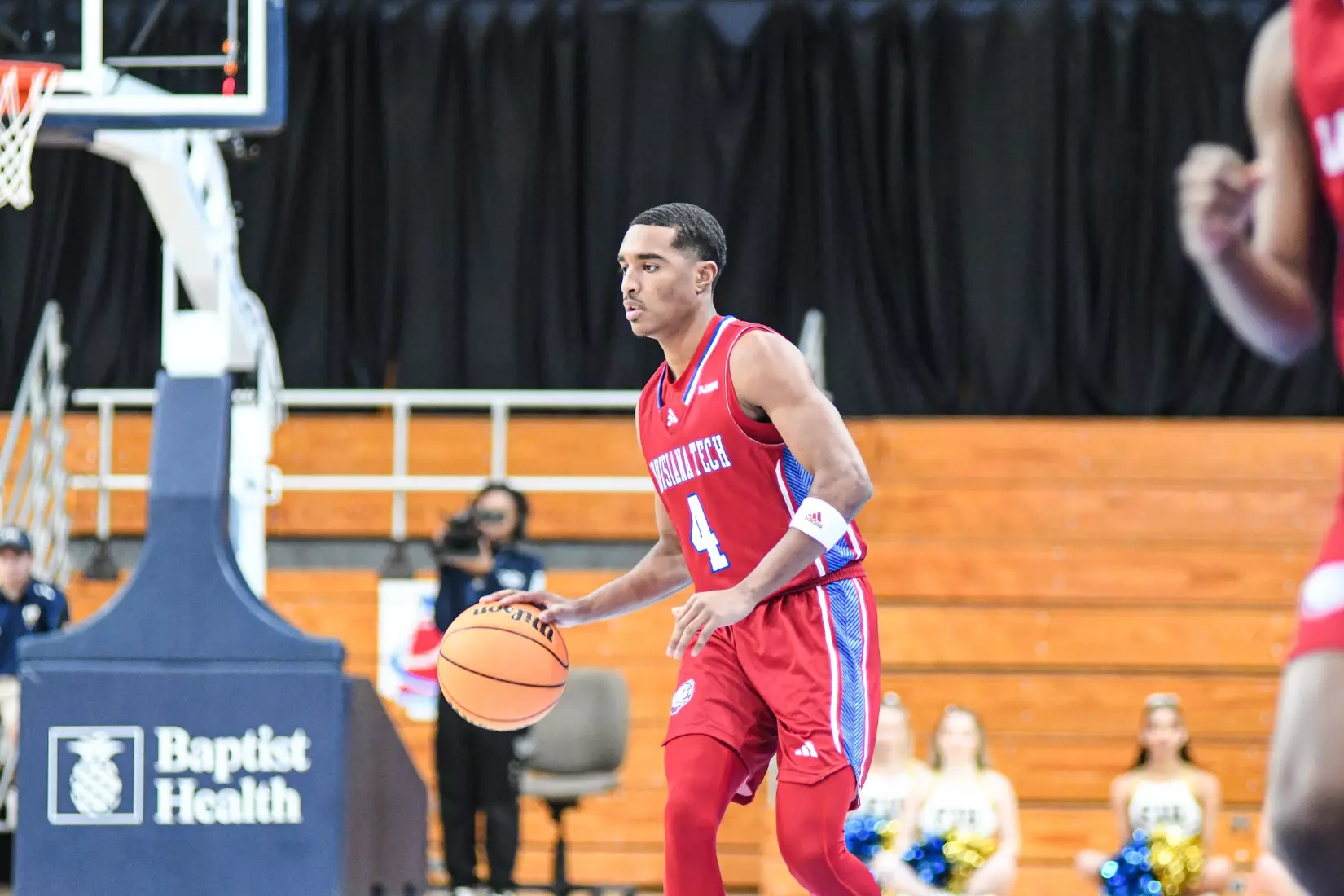 Bulldogs snap road losing skid with 82-71 win over Panthers in Miami