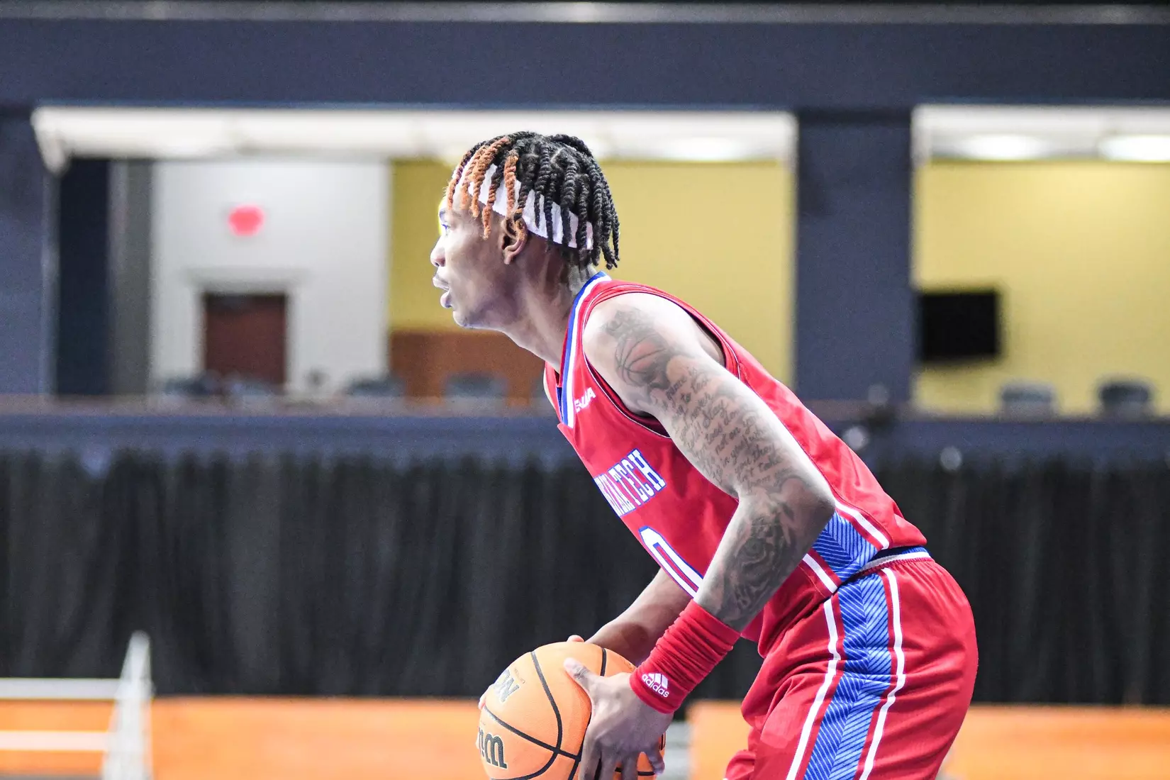 Bulldogs snap road losing skid with 82-71 win over Panthers in Miami