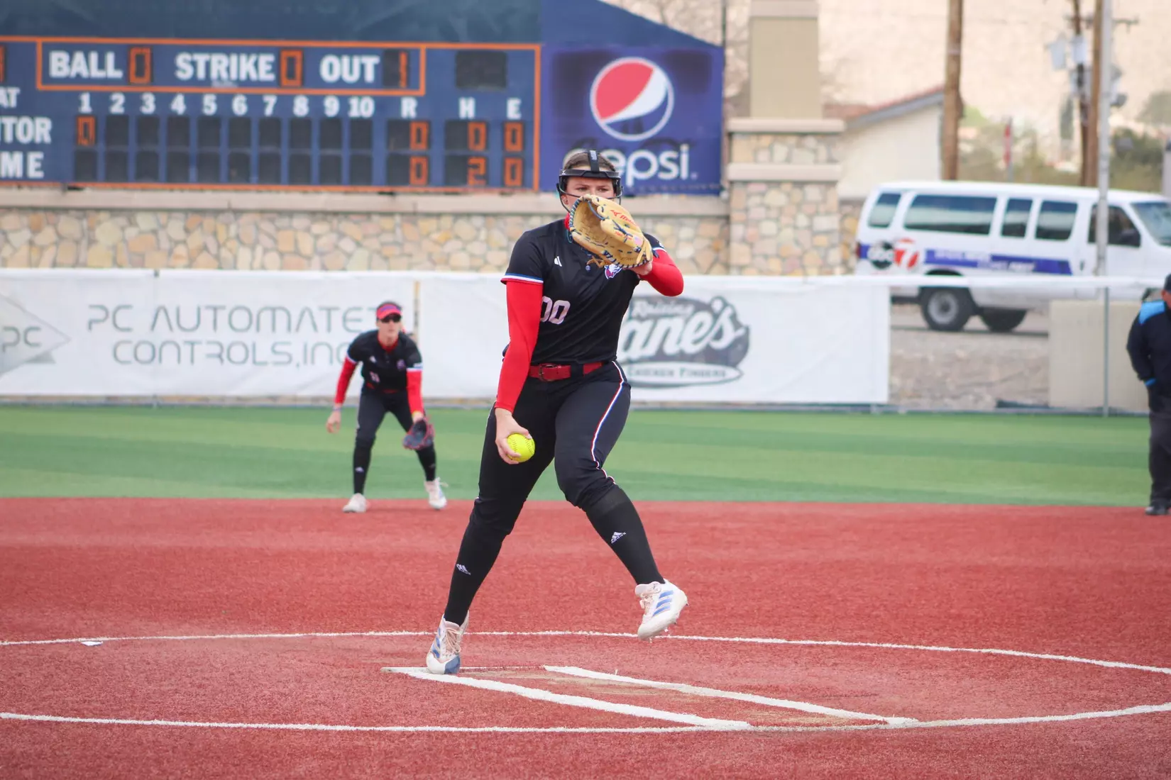 Bulldogs defeat Miners 4-3 in Series Opener.