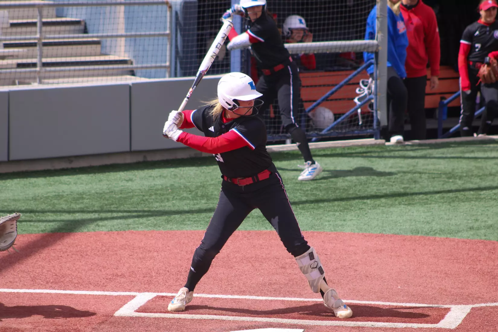 Bulldogs defeat Miners 4-3 in Series Opener.