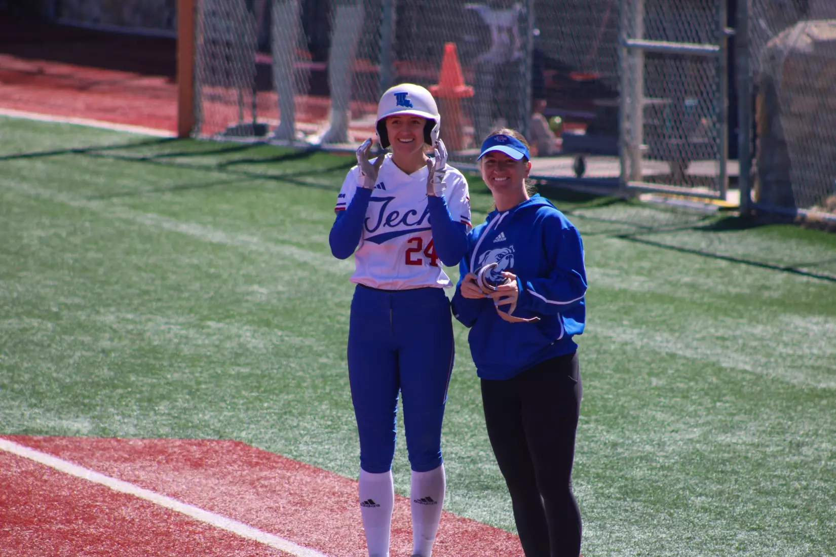 Bulldogs defeat Miners 7-6 in nine innings.