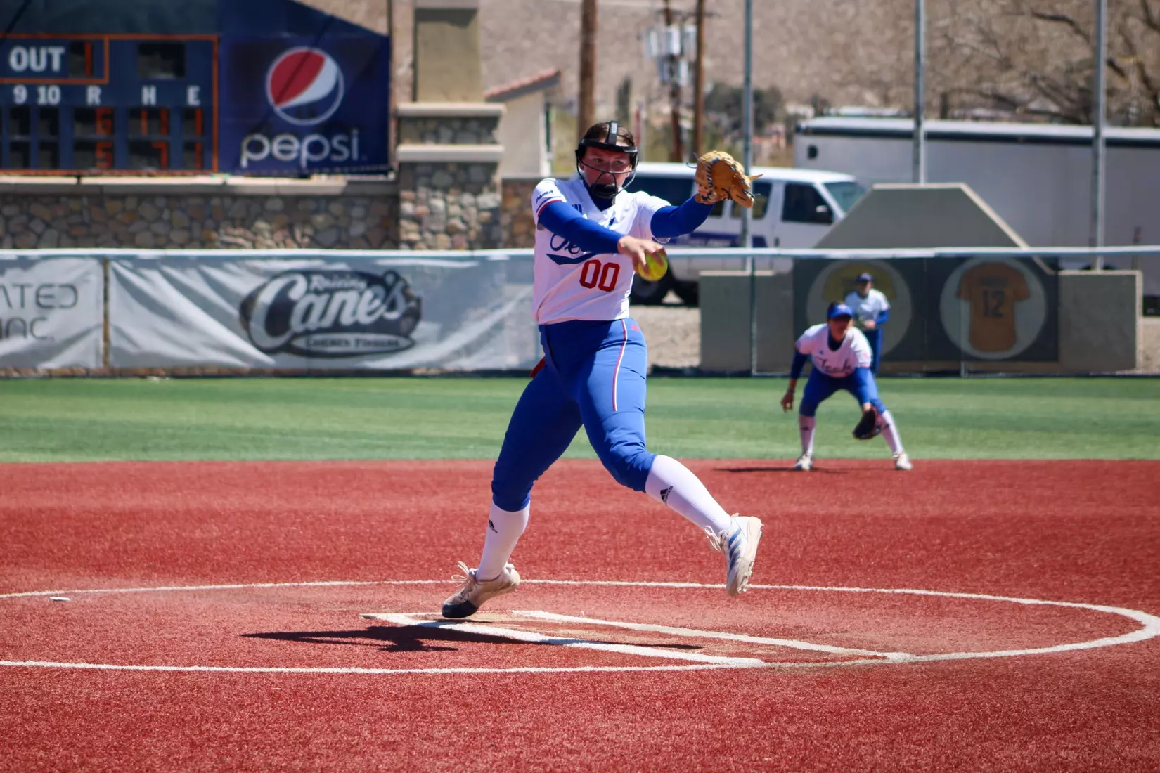 Bulldogs defeat Miners 7-6 in nine innings.