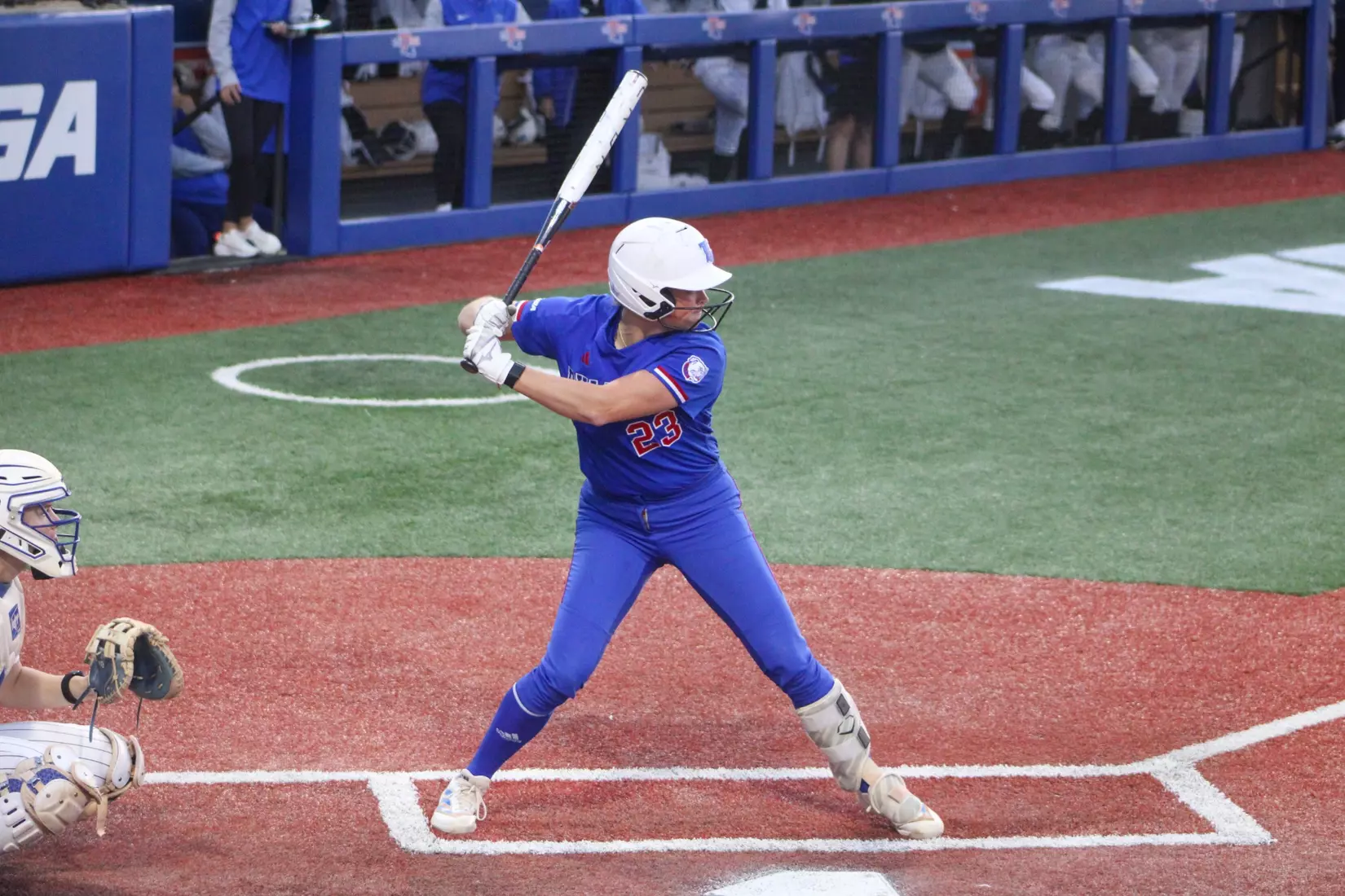 Bulldogs defeat Blue Raiders 7-2 to open series.