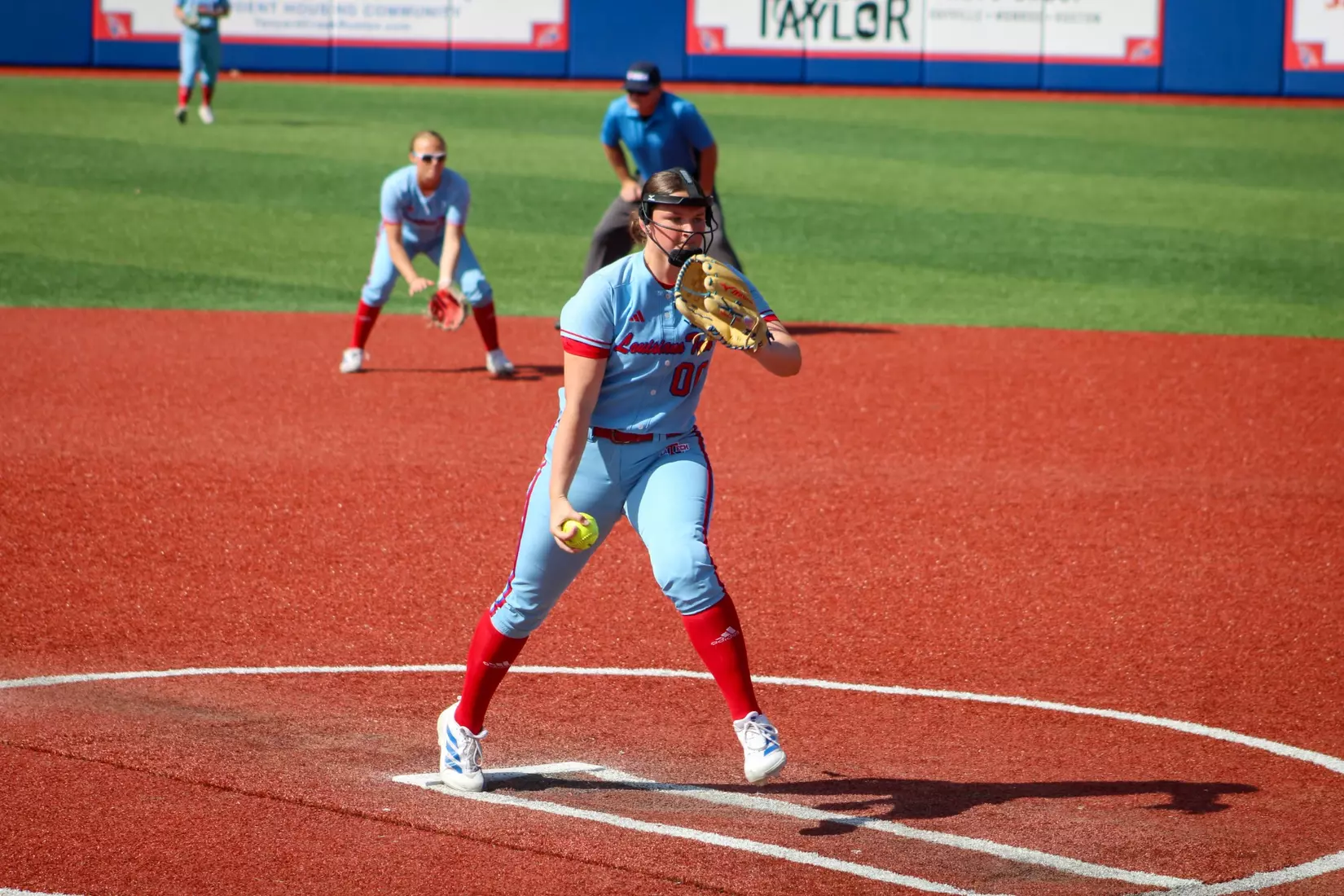 Bulldogs Down Blue Raiders 8-7 in Comeback Win.