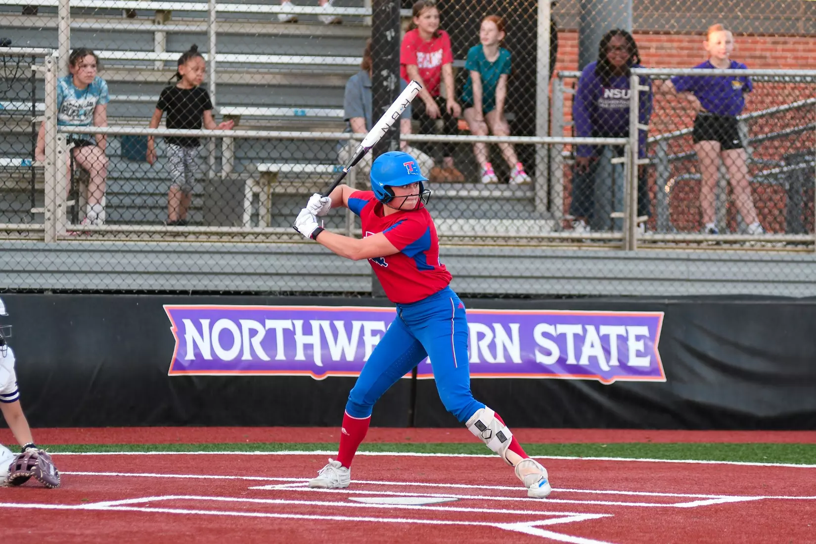 Bulldogs Blank Demons 3-0 for ninth straight win.