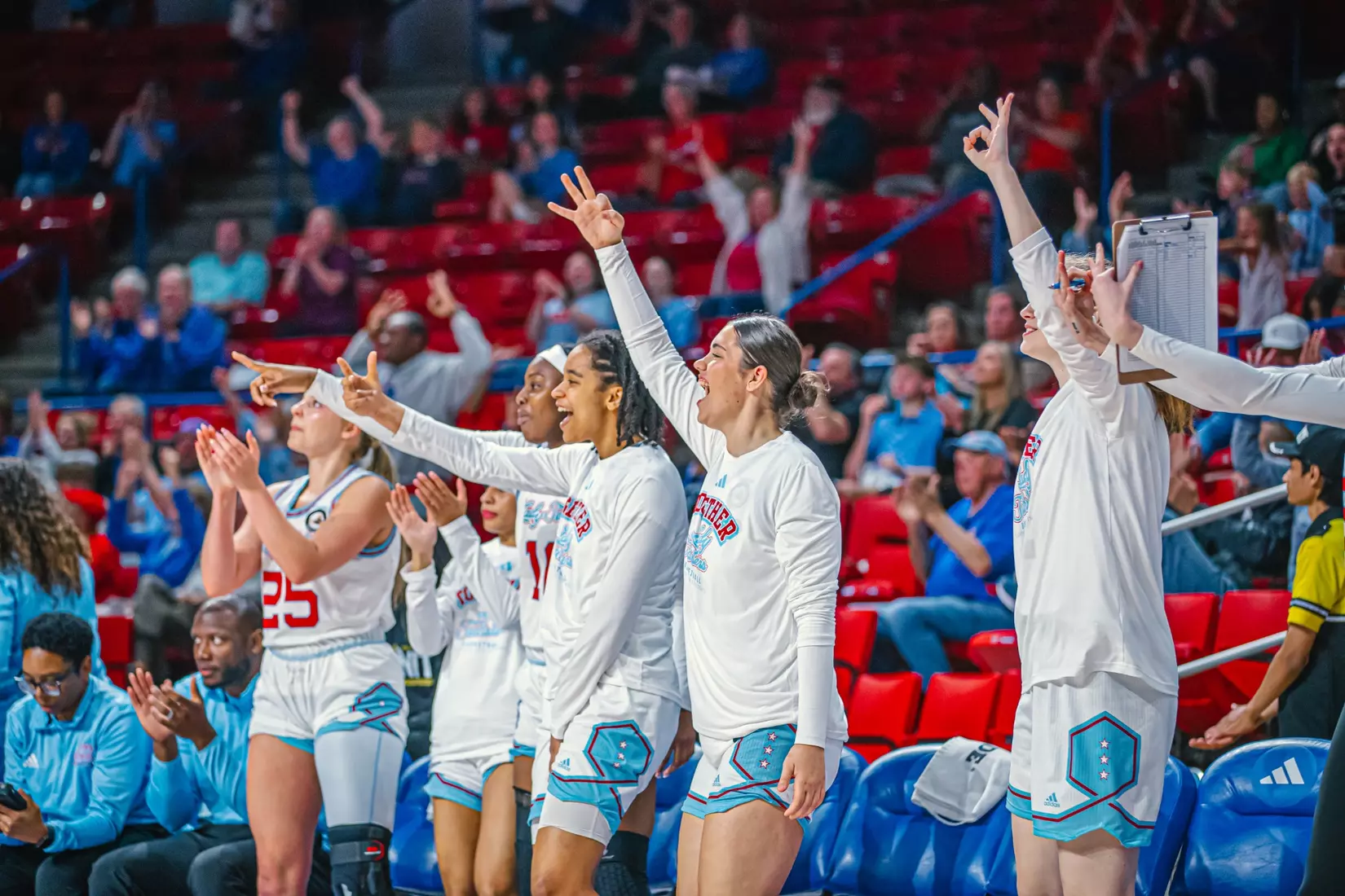 LA Tech uses a dominant third quarter to beat Lindenwood 68-64