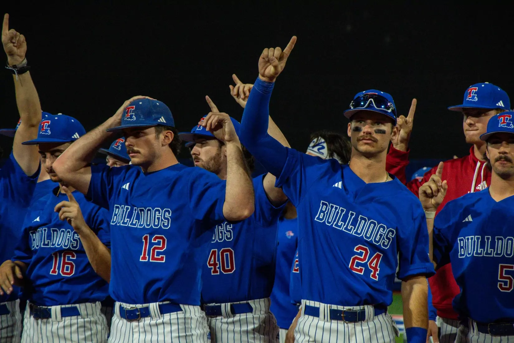Bulldogs take series opener from Jaguars, Burroughs earns 400th career win