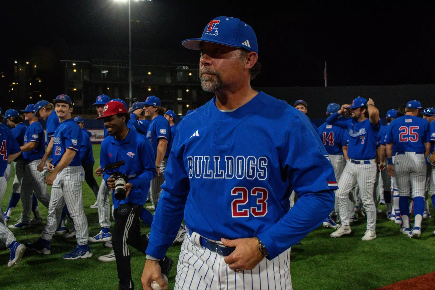 Bulldogs take series opener from Jaguars, Burroughs earns 400th career win