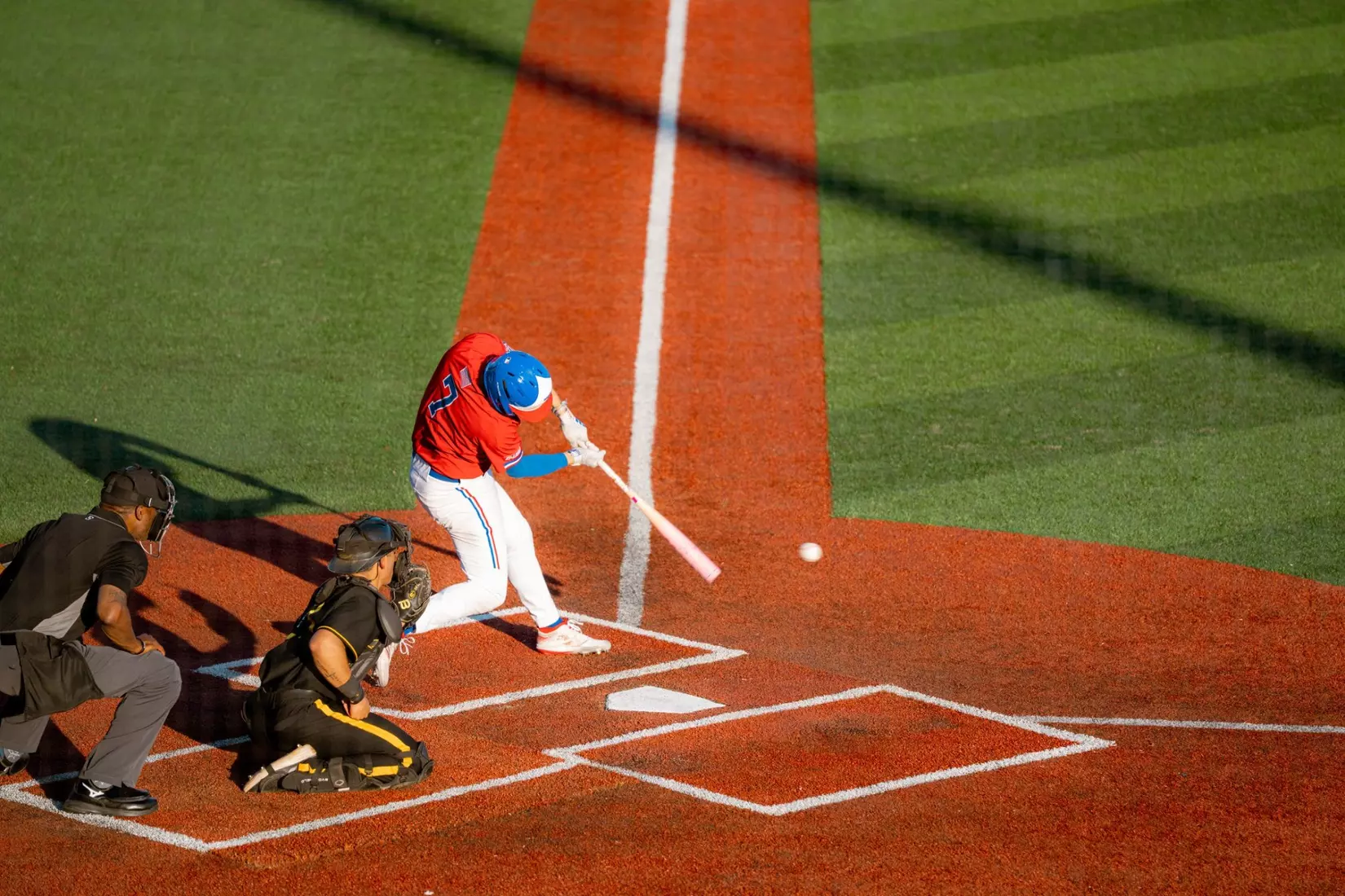 Bulldogs take care of crosstown foe Tigers, 14-6