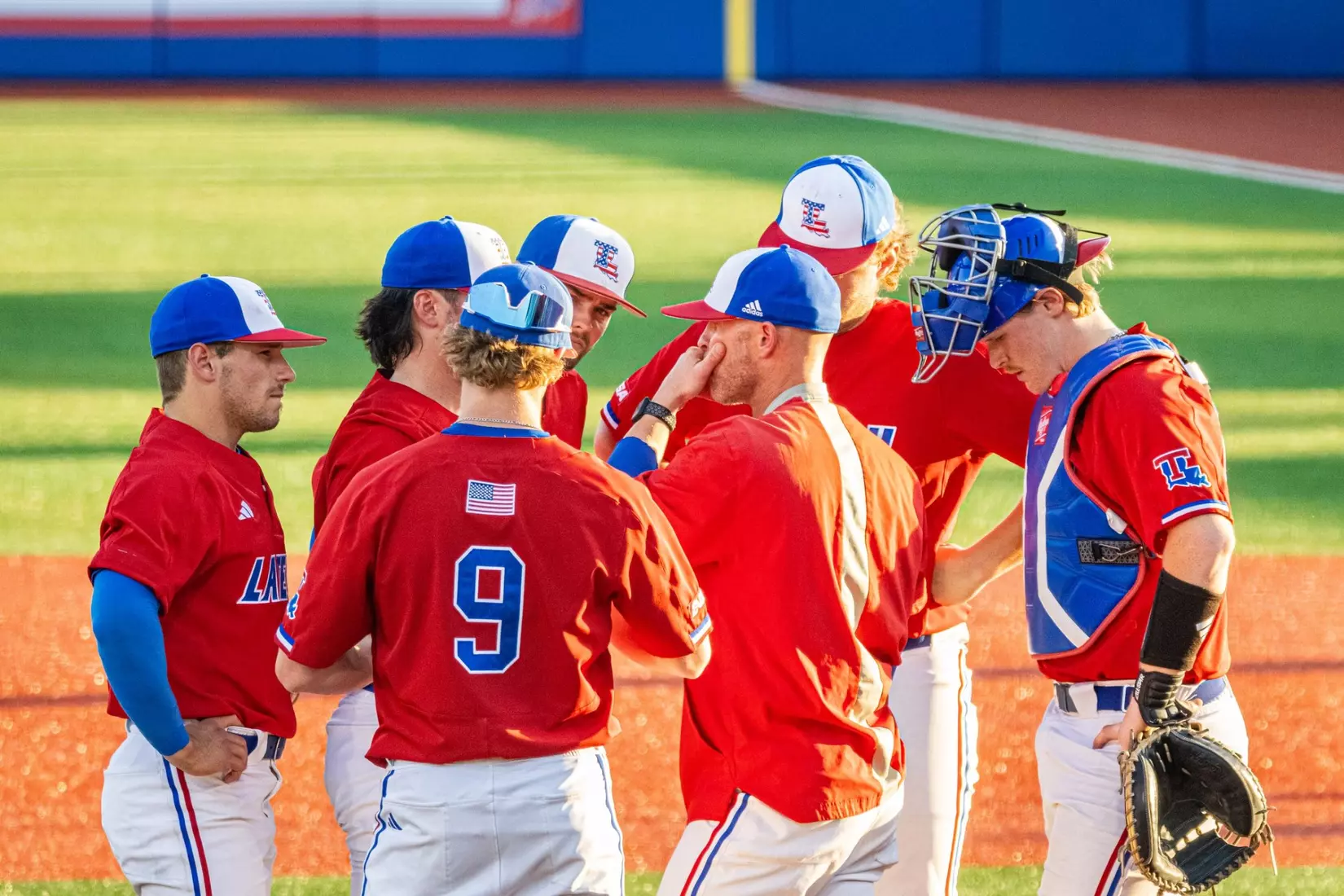 Bulldogs take care of crosstown foe Tigers, 14-6