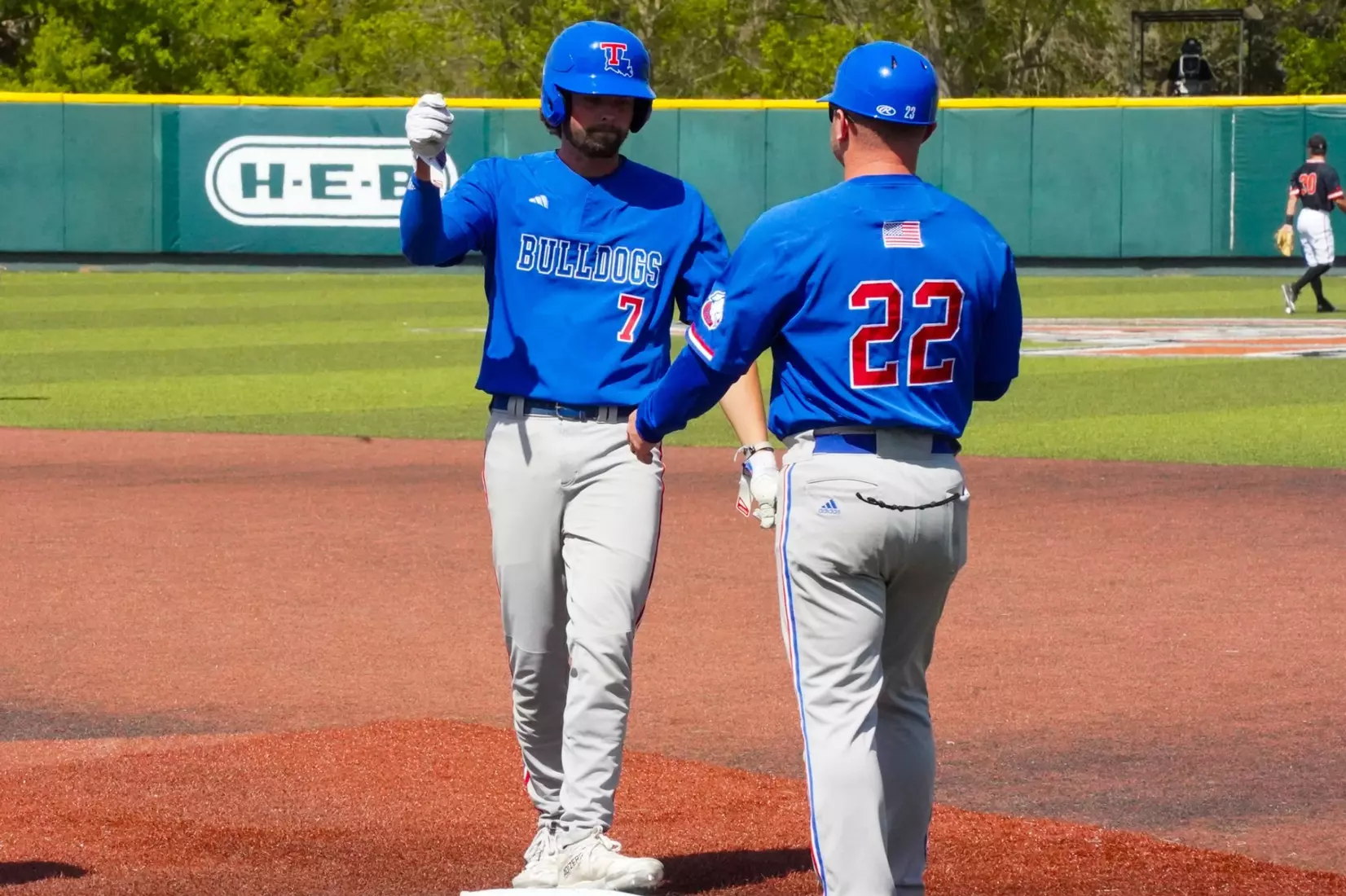 Series evened as LA Tech falls to Sam Houston, 7-4
