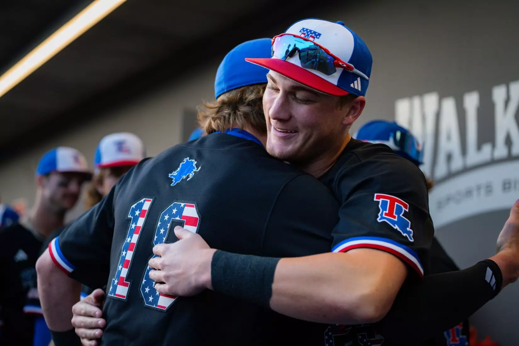 Bulldogs overpower Colonels, 19-0, in seven innings