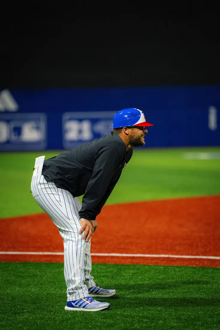 Bulldogs overpower Colonels, 19-0, in seven innings