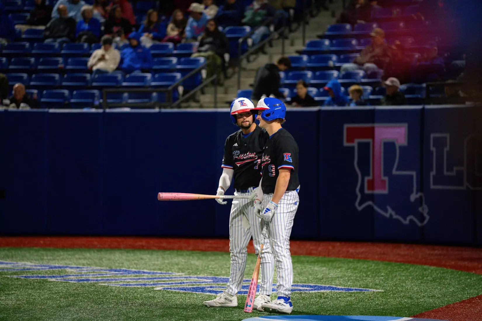 Bulldogs overpower Colonels, 19-0, in seven innings