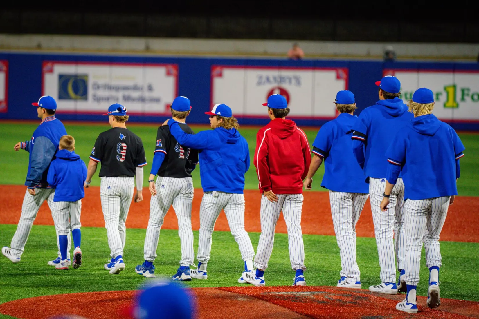 Bulldogs overpower Colonels, 19-0, in seven innings