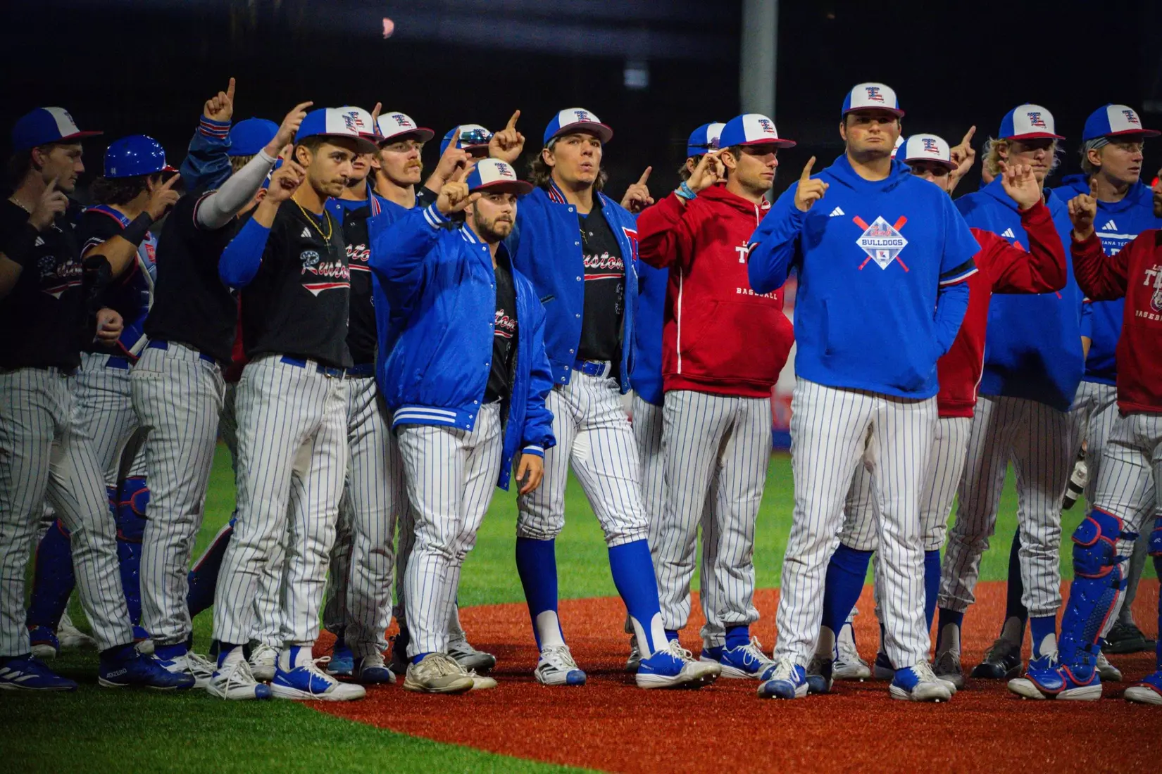 Bulldogs overpower Colonels, 19-0, in seven innings