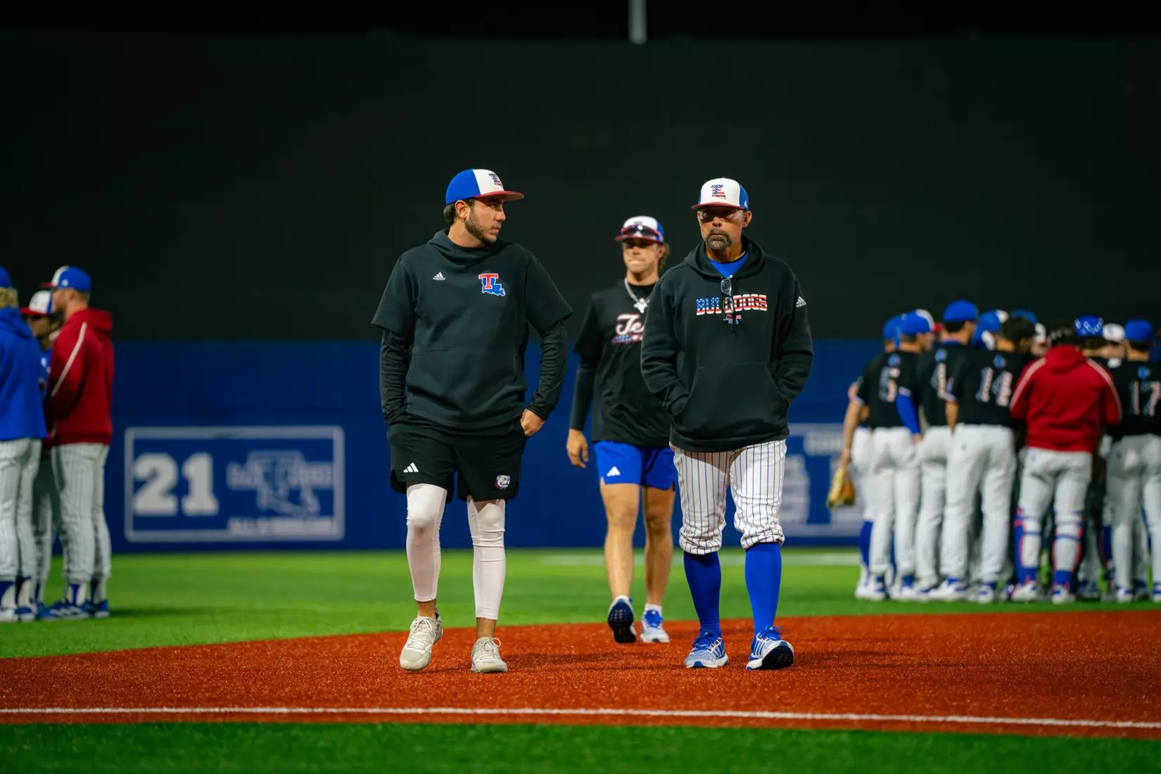 Bulldogs overpower Colonels, 19-0, in seven innings