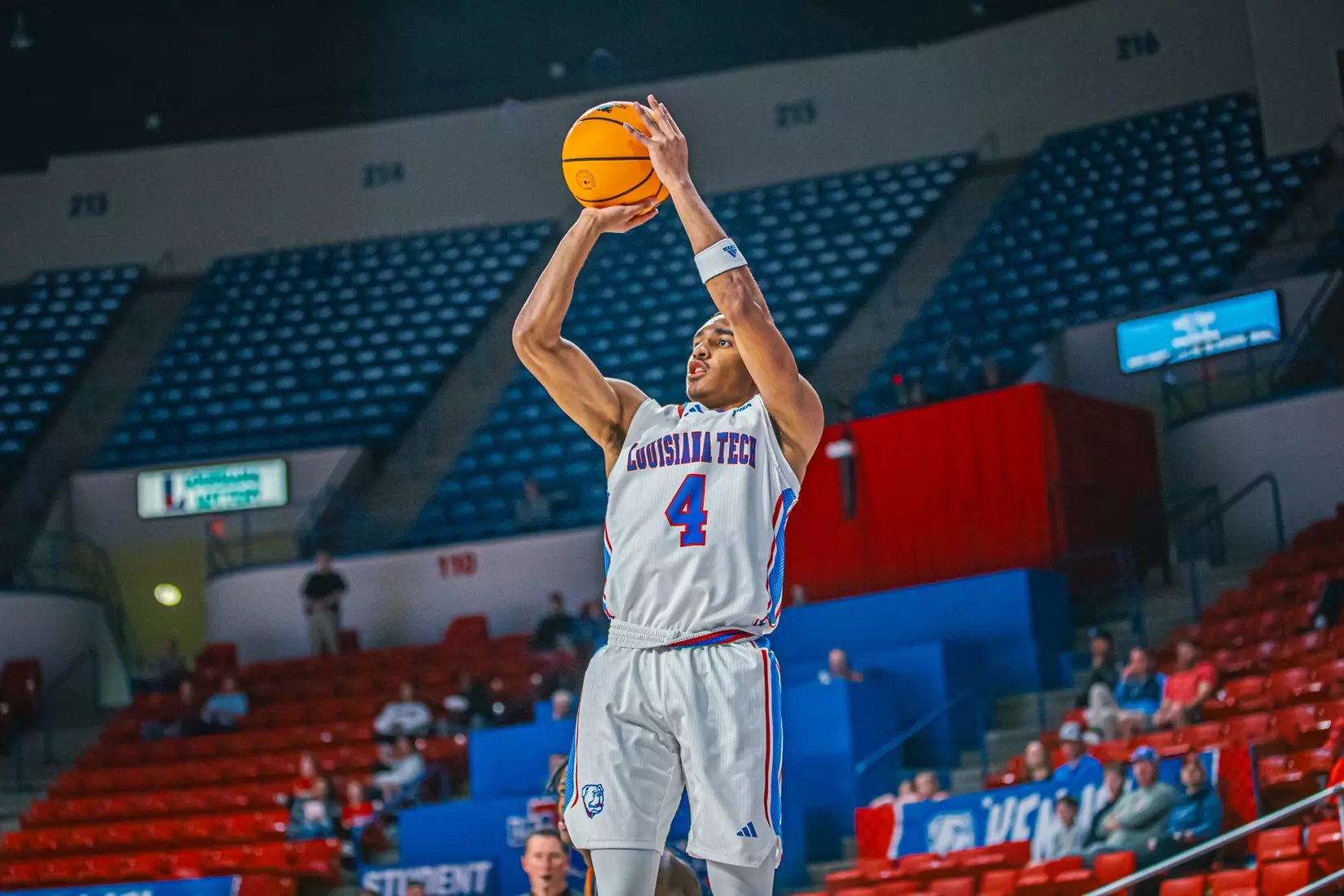 Bulldogs end regular season with 76-58 victory over Miners