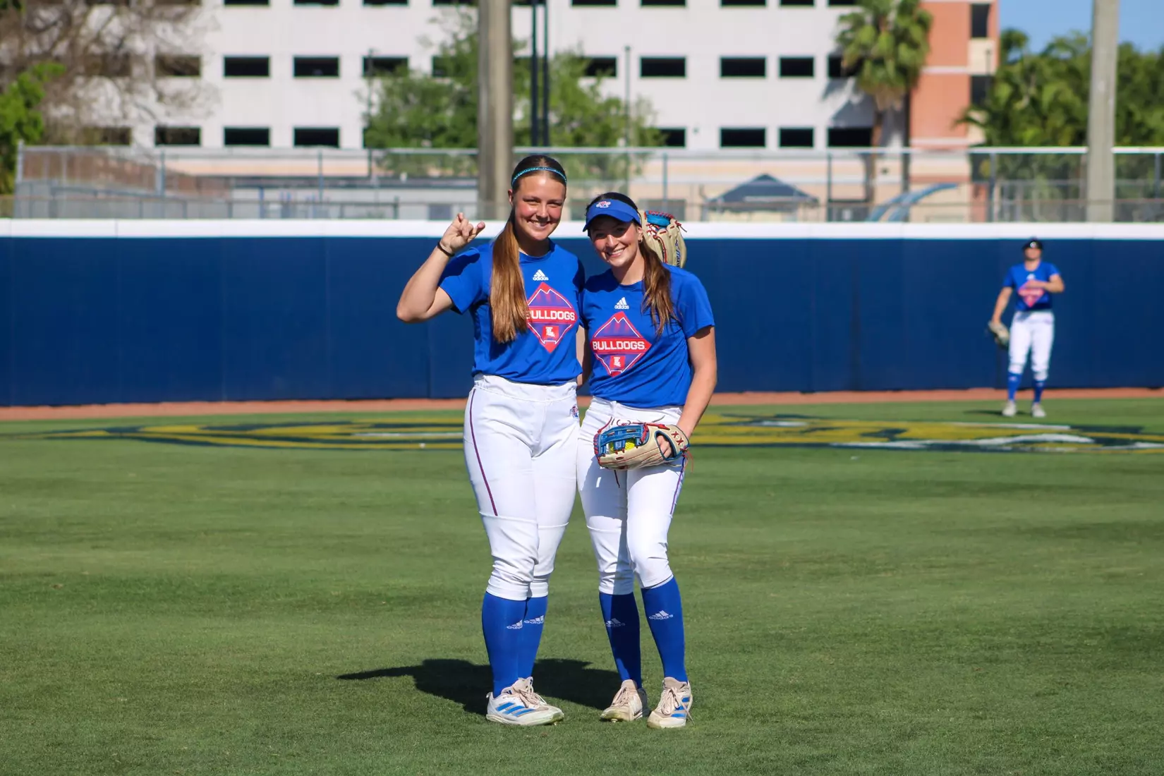 Bulldogs Fall to Panthers in Game Two of Series.