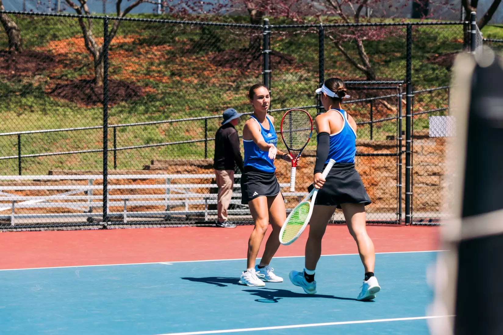 Bulldogs blank Lady Toppers, 4-0, advance to CUSA Tournament semifinals