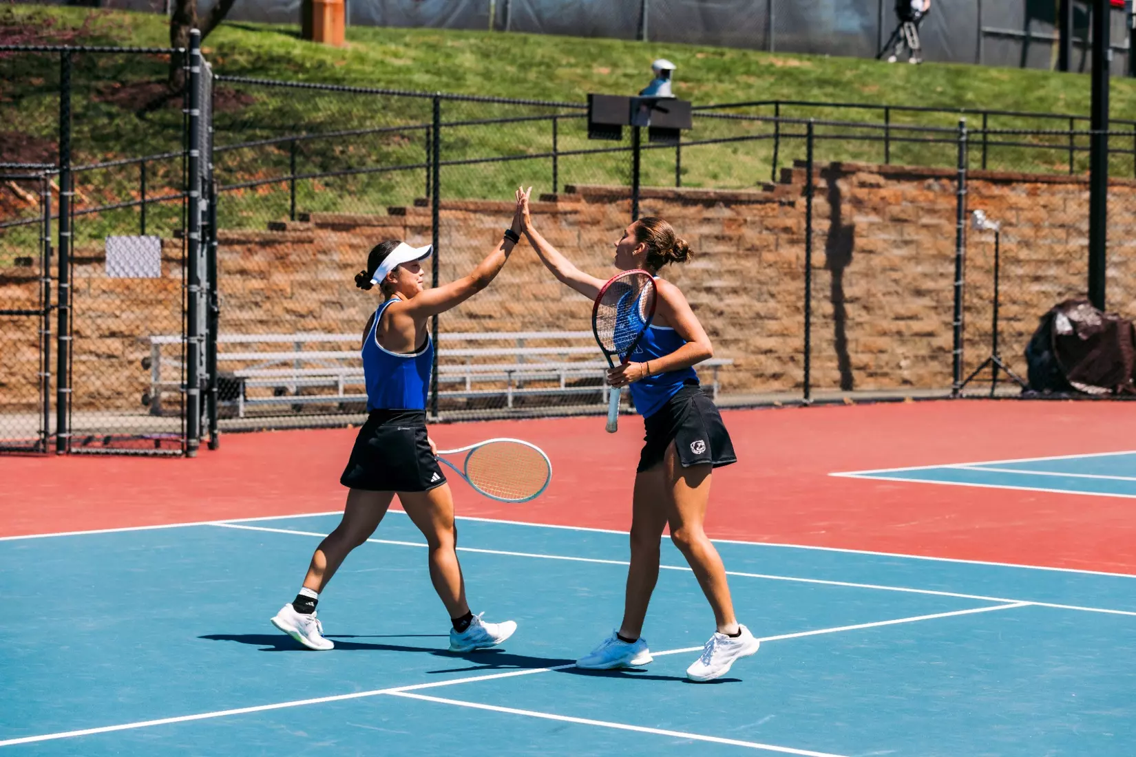 Bulldogs blank Lady Toppers, 4-0, advance to CUSA Tournament semifinals
