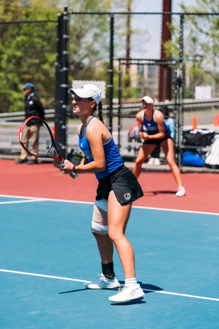 Bulldogs blank Lady Toppers, 4-0, advance to CUSA Tournament semifinals