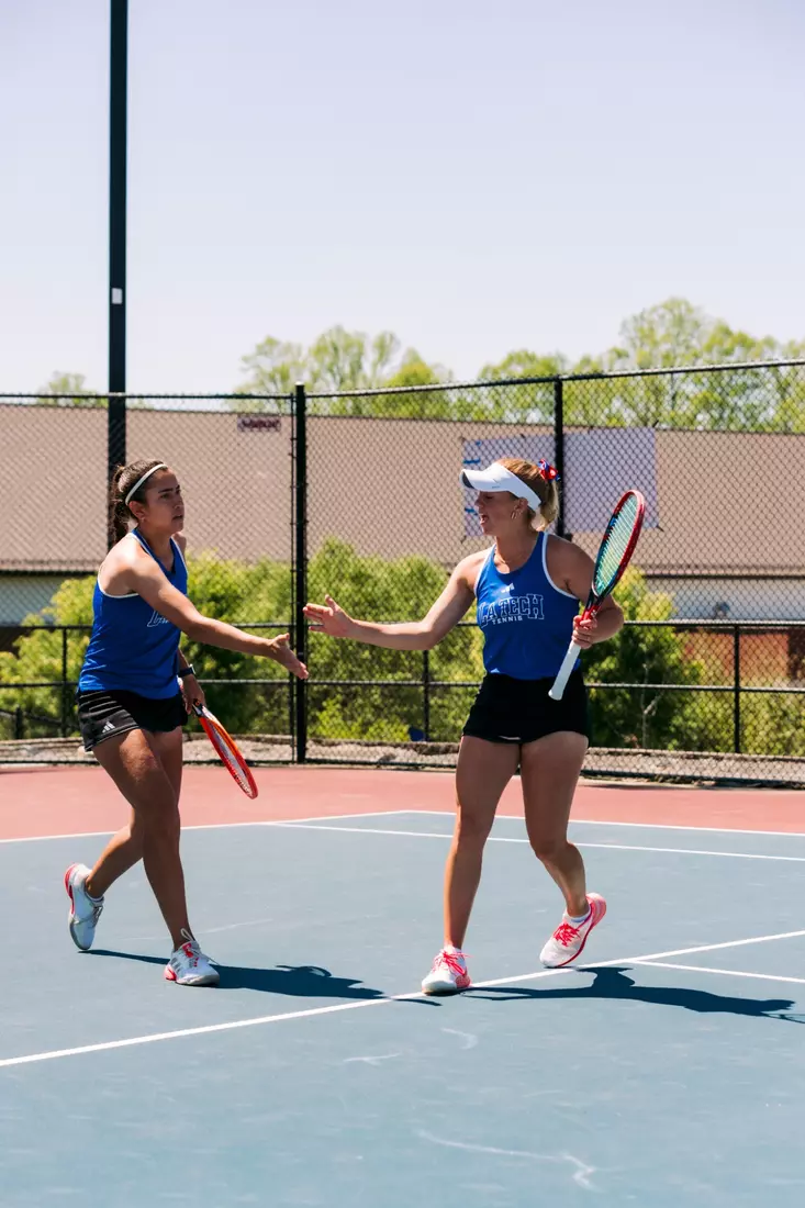 Bulldogs blank Lady Toppers, 4-0, advance to CUSA Tournament semifinals