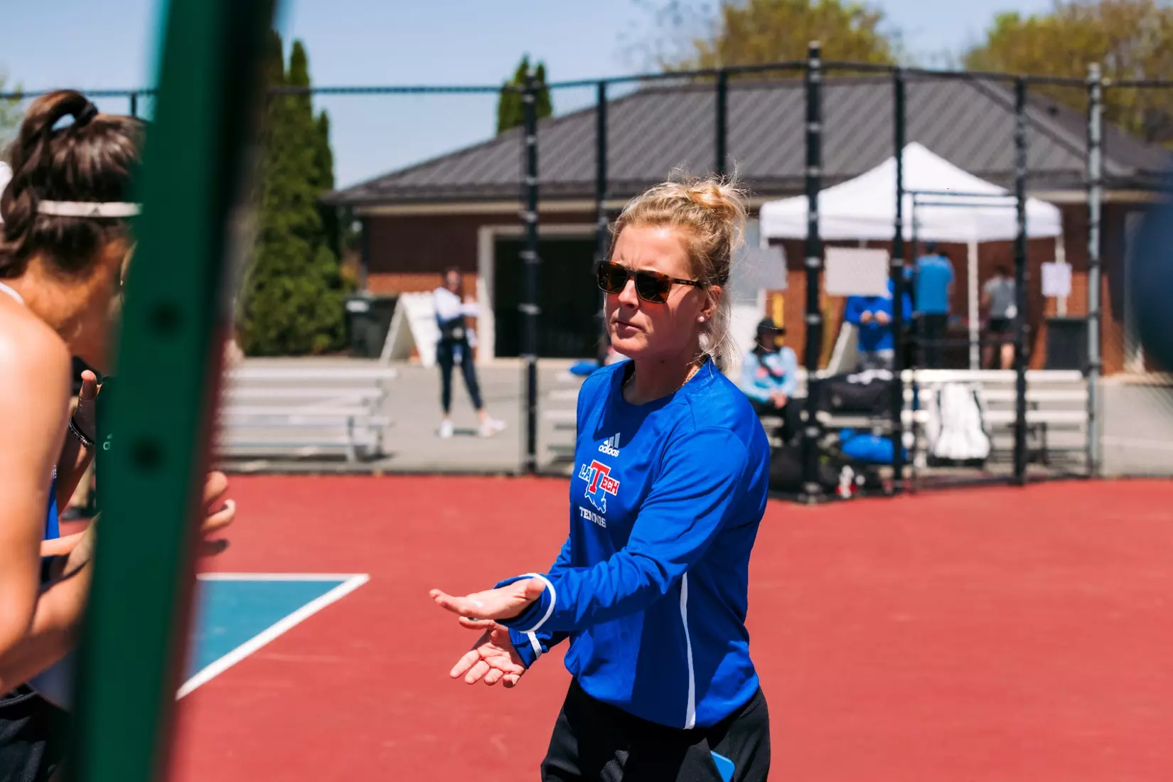 Bulldogs blank Lady Toppers, 4-0, advance to CUSA Tournament semifinals