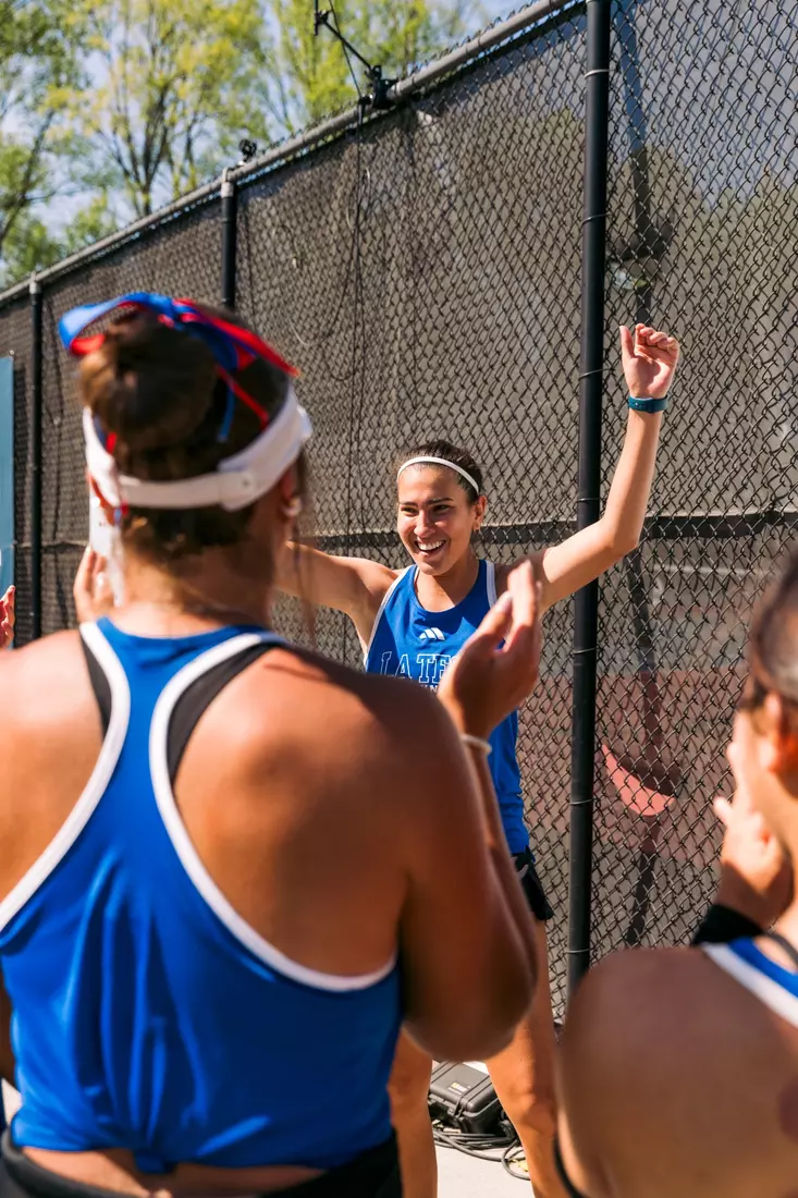 Bulldogs blank Lady Toppers, 4-0, advance to CUSA Tournament semifinals