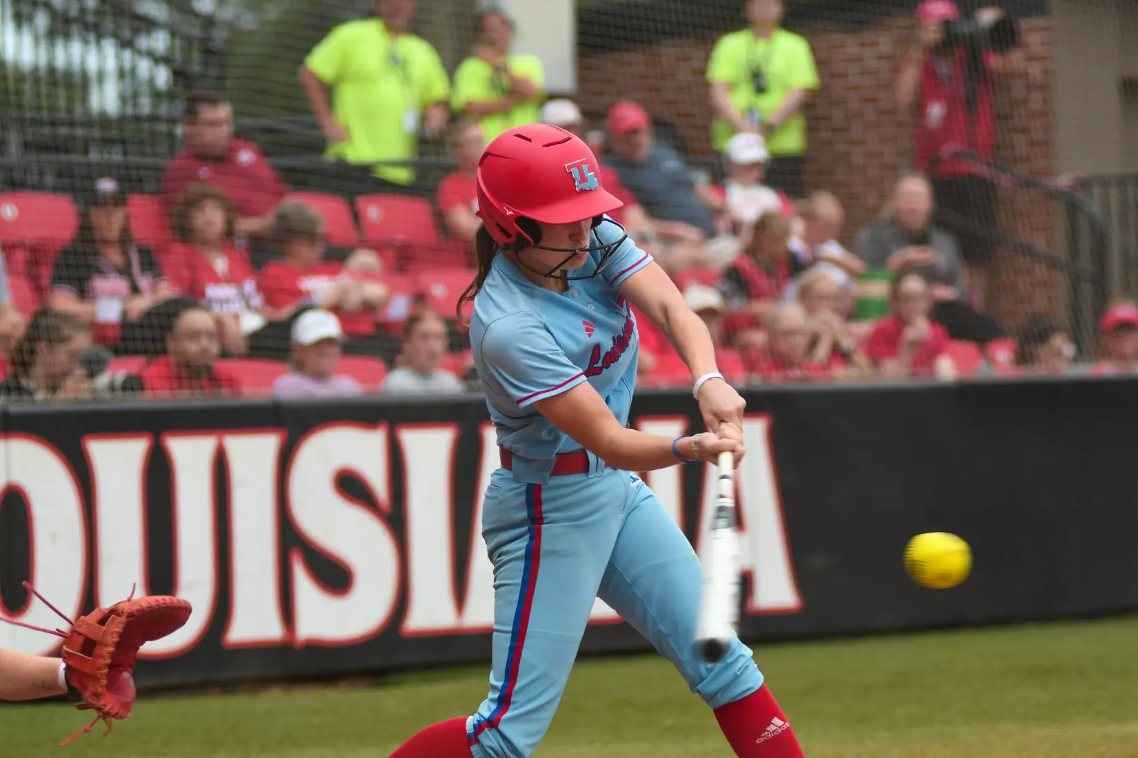 Bulldogs Fall to Rajin' Cajuns 3-0 in Lafayette.