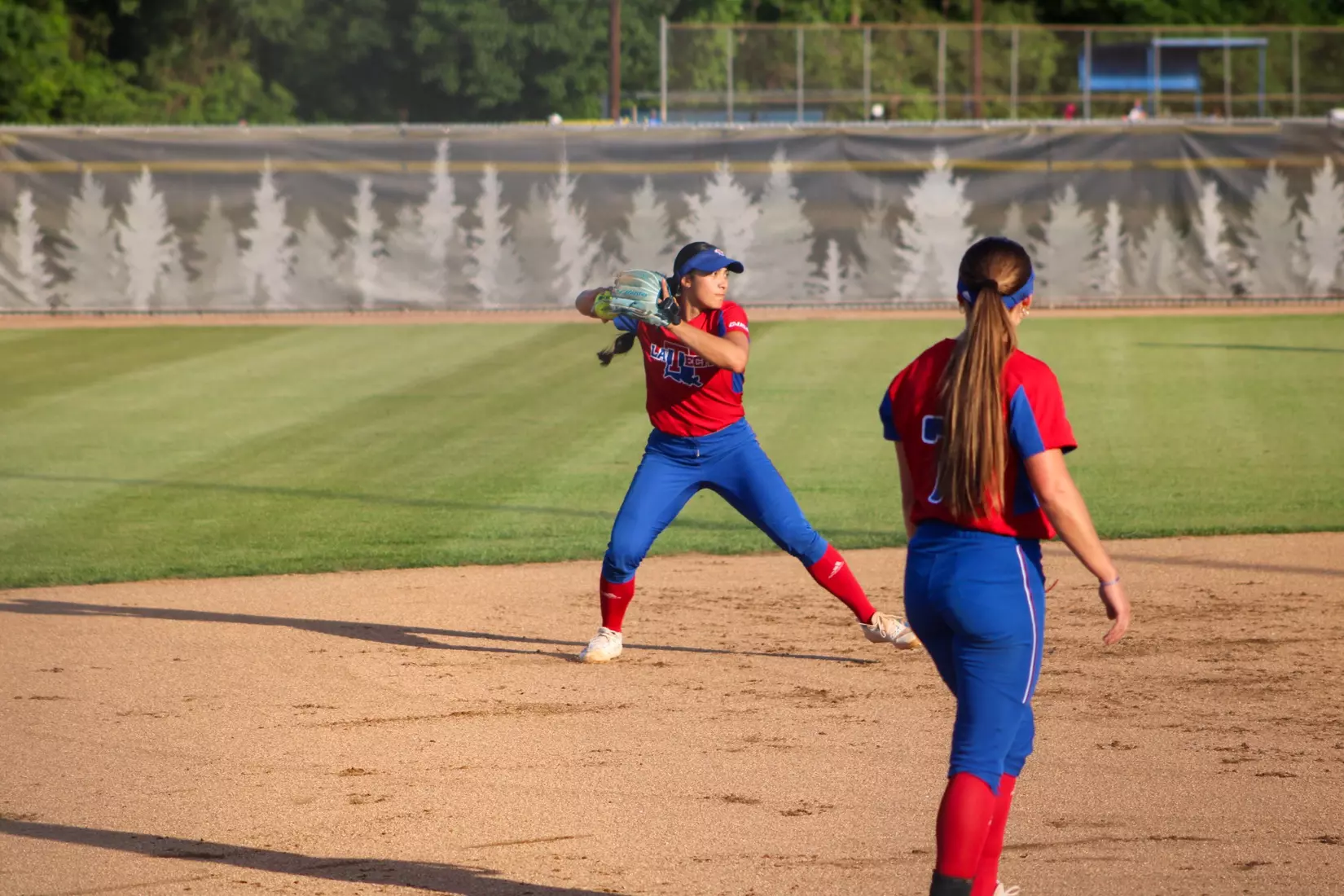 Bulldogs Blank Lumberjacks 9-0 on Tuesday night.