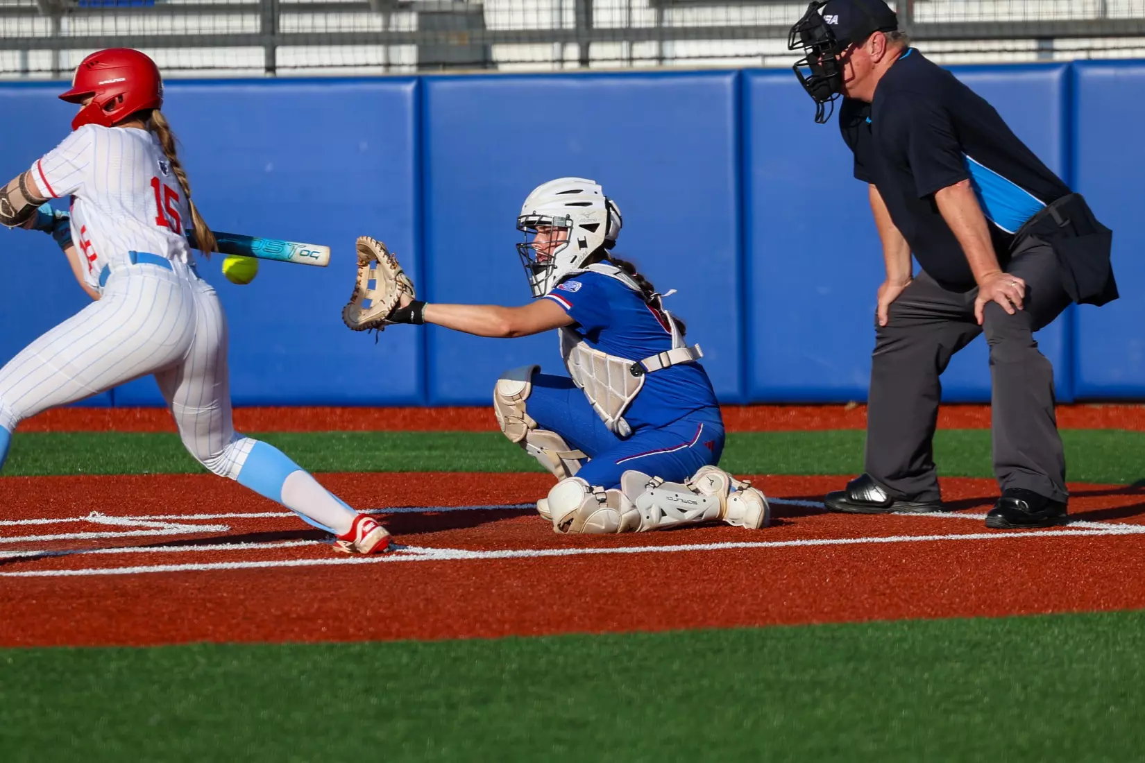 Bulldogs Fall to Flames in Game One of Series.