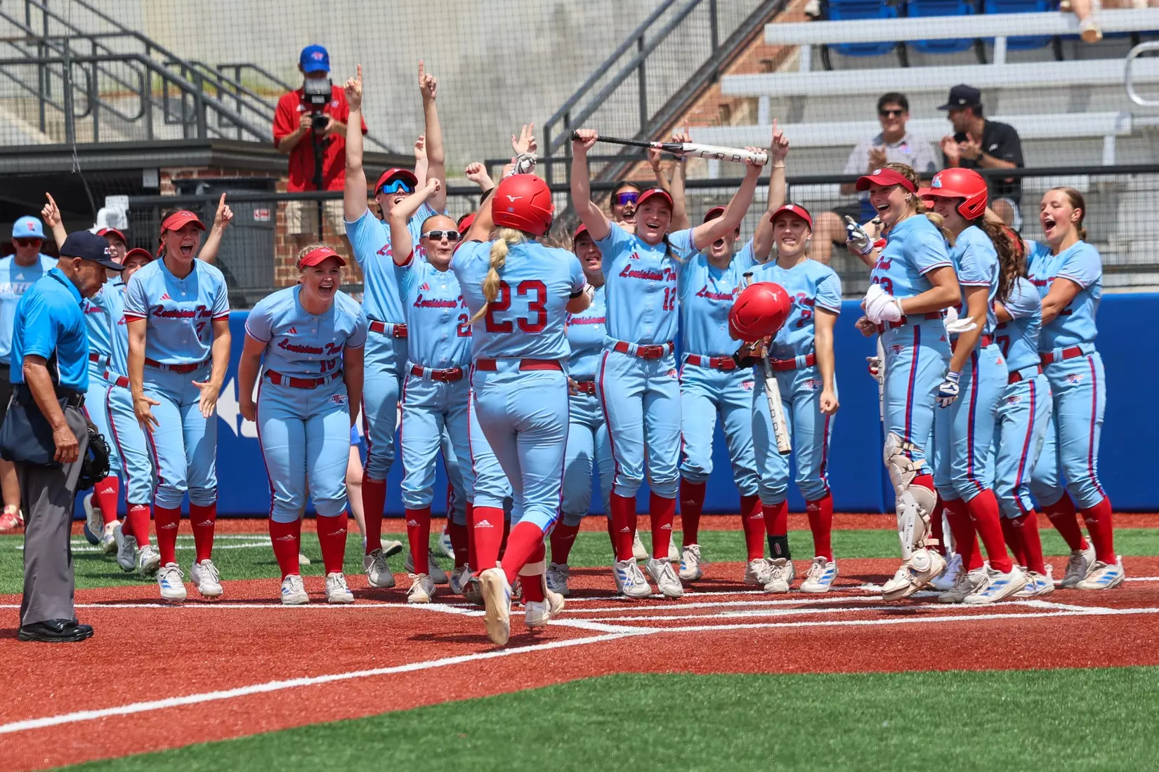 Bulldogs drop second game of series to Flames.