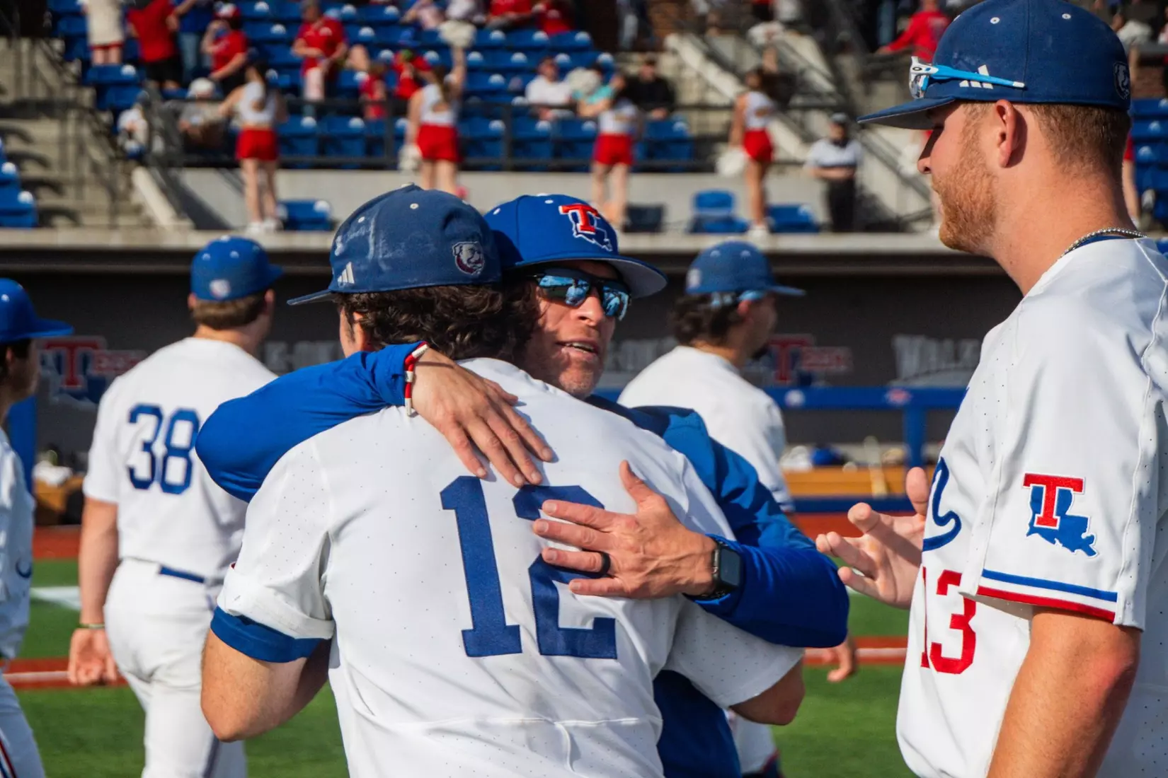 Luke Cooley dominates on the mound, Bulldogs even series with Owls after 7-3 victory