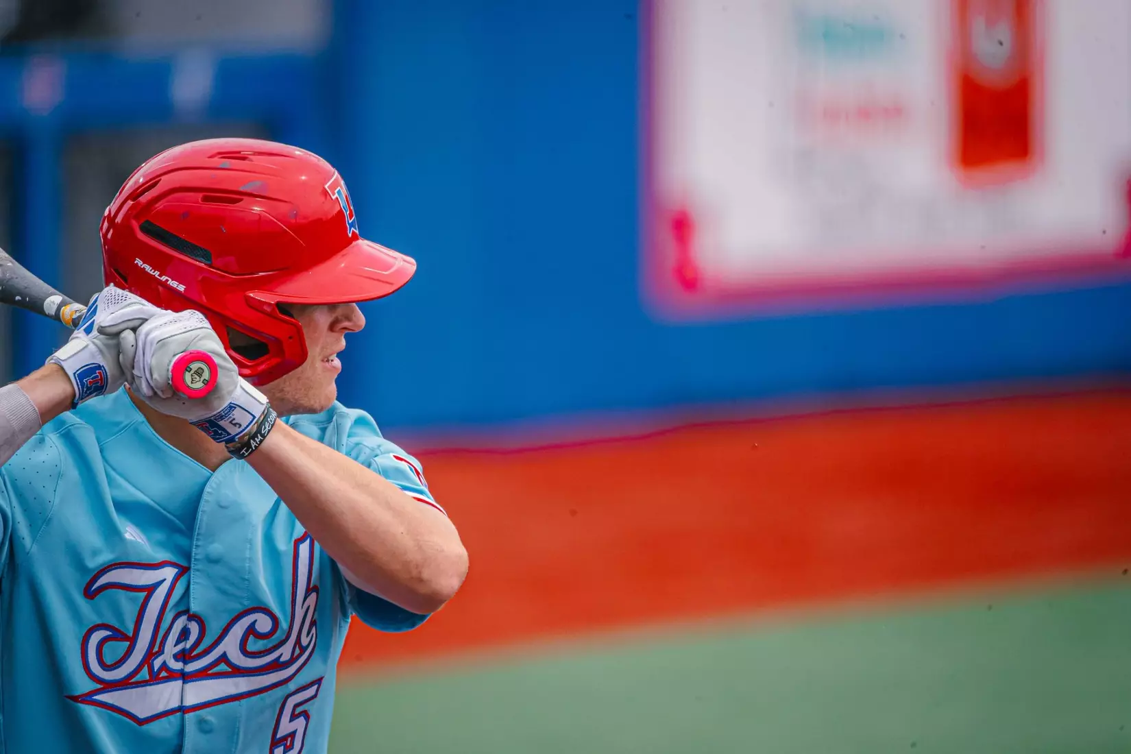 Bulldogs clinch series over Owls with 9-2 win