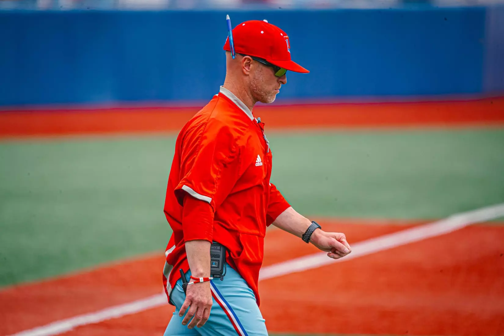 Bulldogs clinch series over Owls with 9-2 win