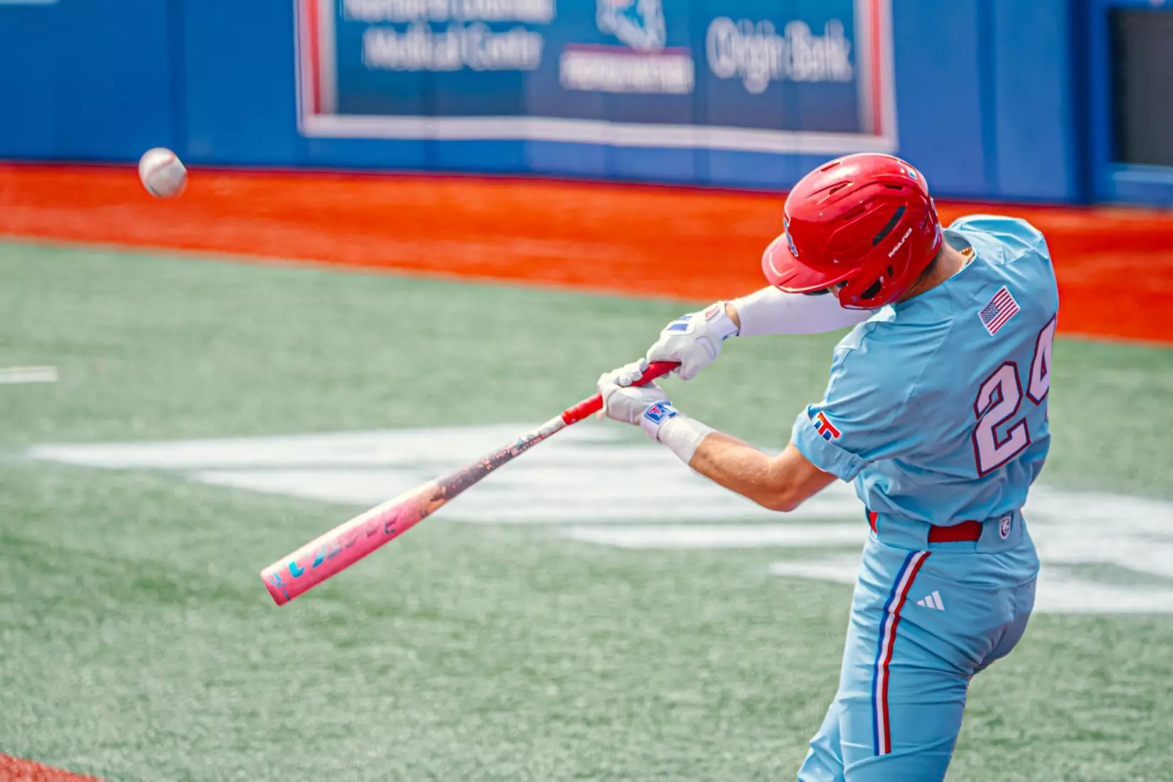 Bulldogs clinch series over Owls with 9-2 win