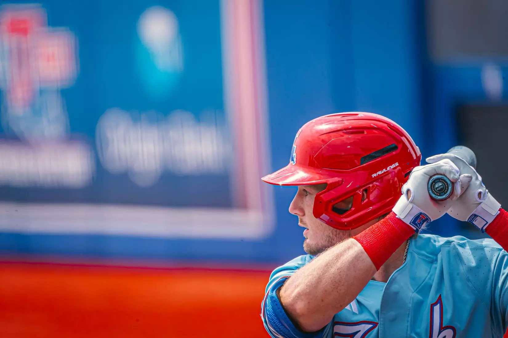 Bulldogs clinch series over Owls with 9-2 win