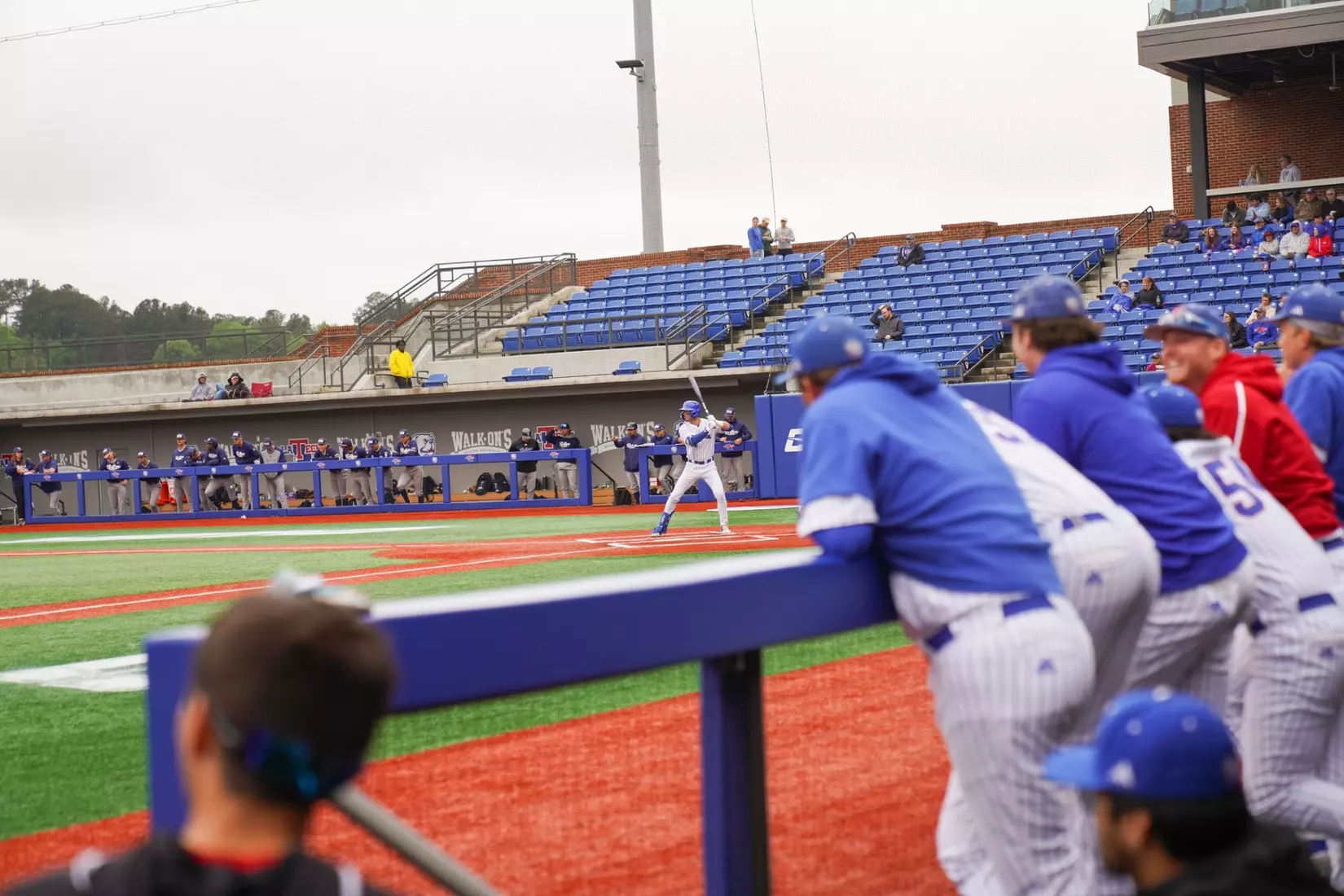 Four homers lift Bulldogs to series win over Panthers