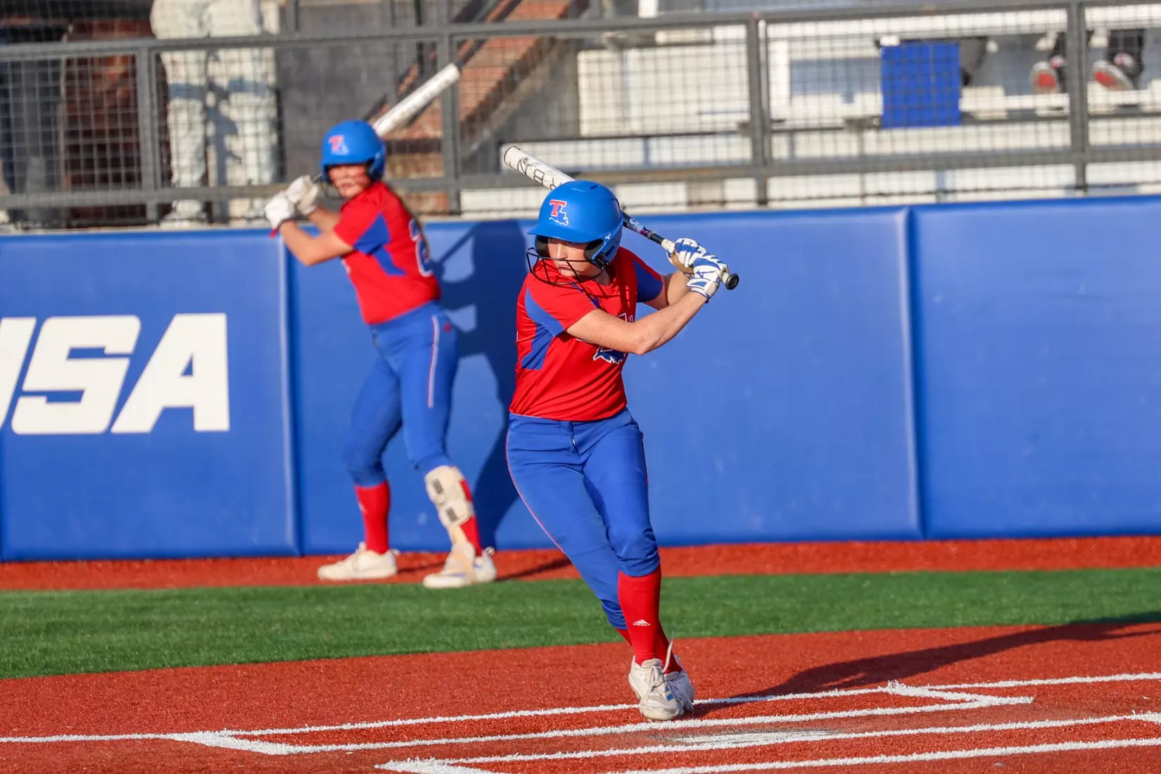 LA Tech defeats ULL 2-1 on Tuesday night.