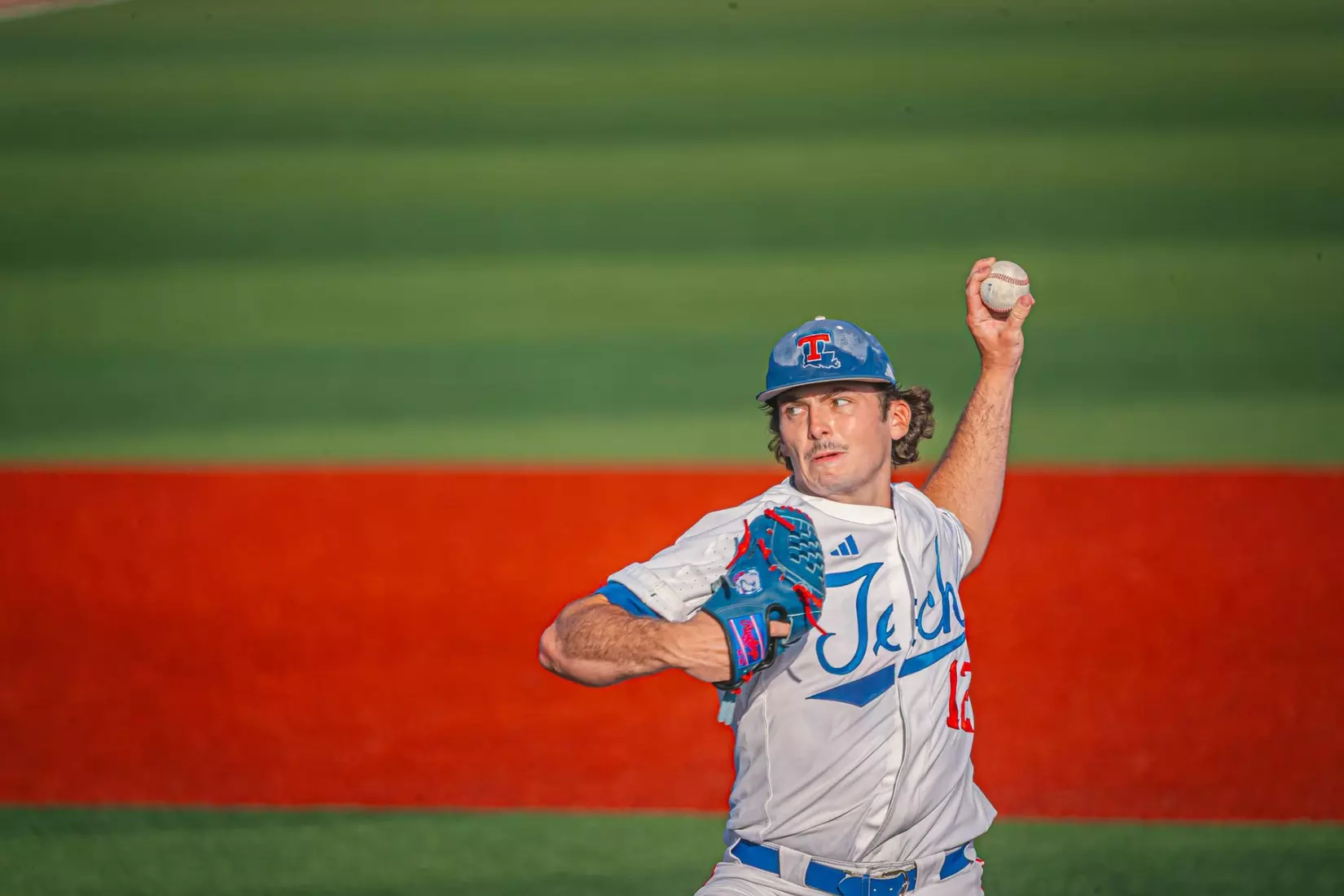 Bulldogs walk off Flames, 7-6, in the series opener at the Love Shack