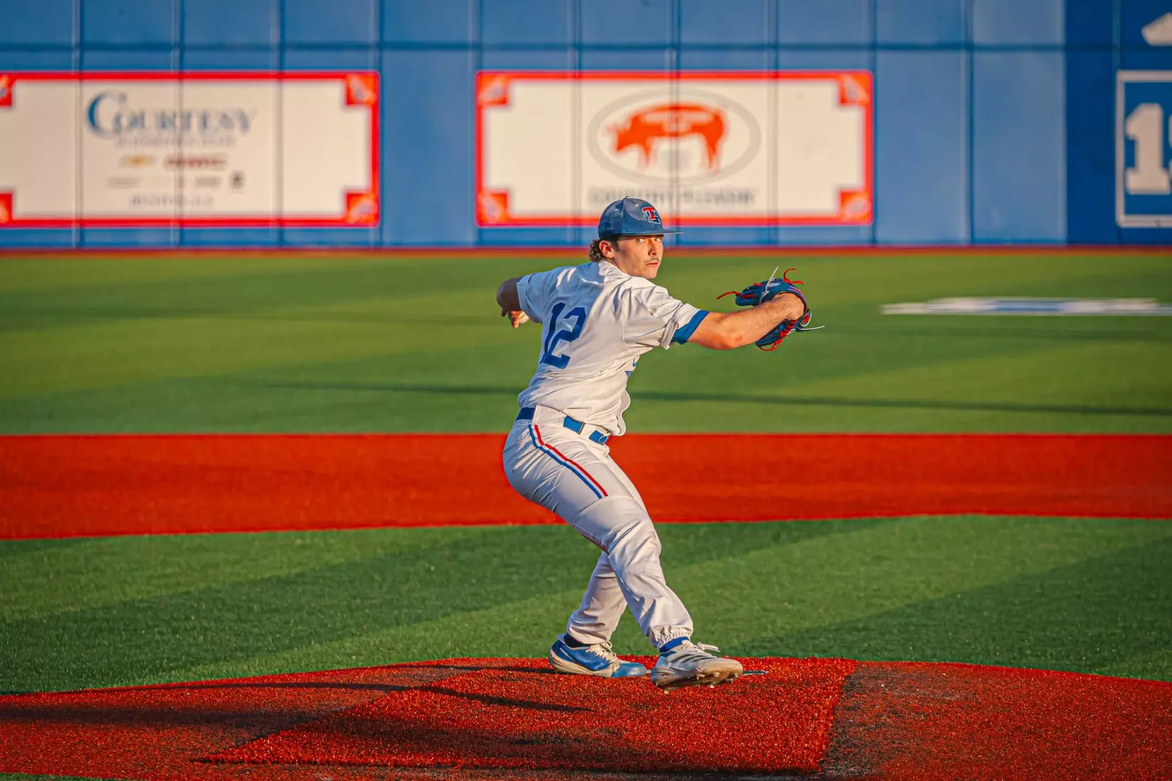 Bulldogs walk off Flames, 7-6, in the series opener at the Love Shack