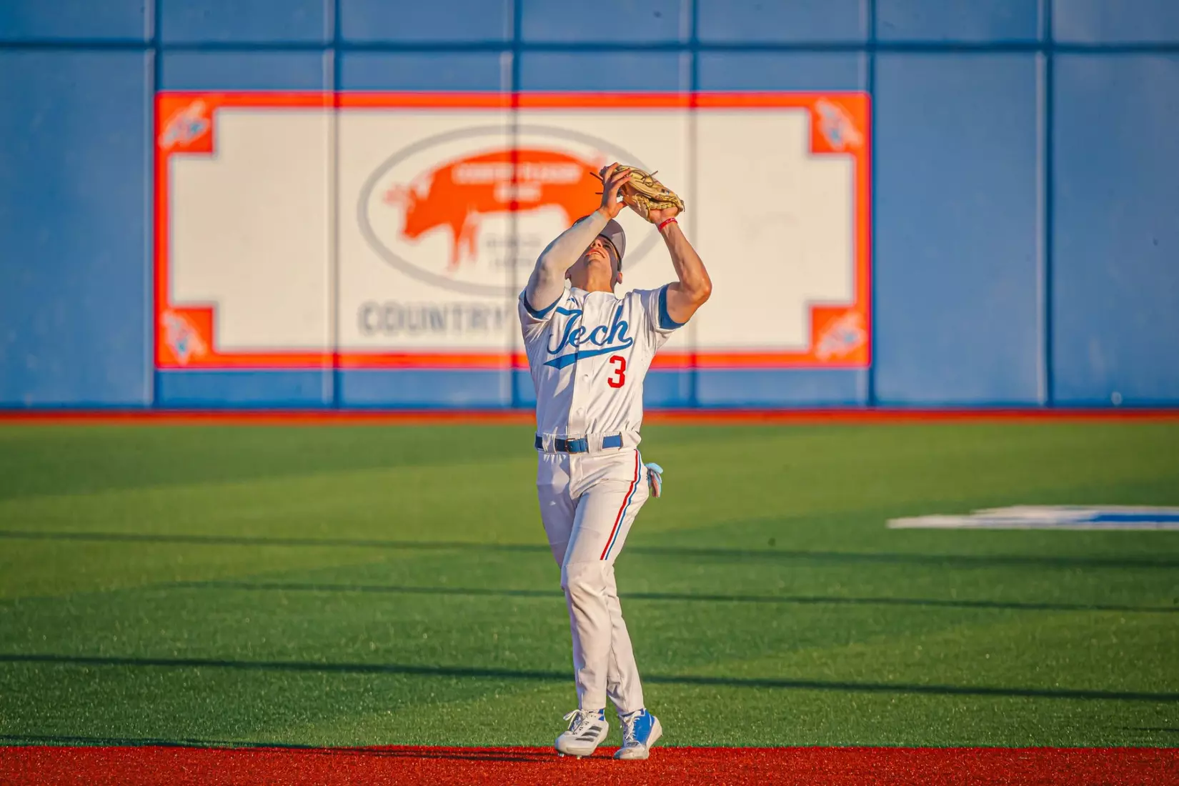 Bulldogs walk off Flames, 7-6, in the series opener at the Love Shack